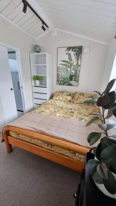 Bed in Azores Harbourside Studio - private self contained unit