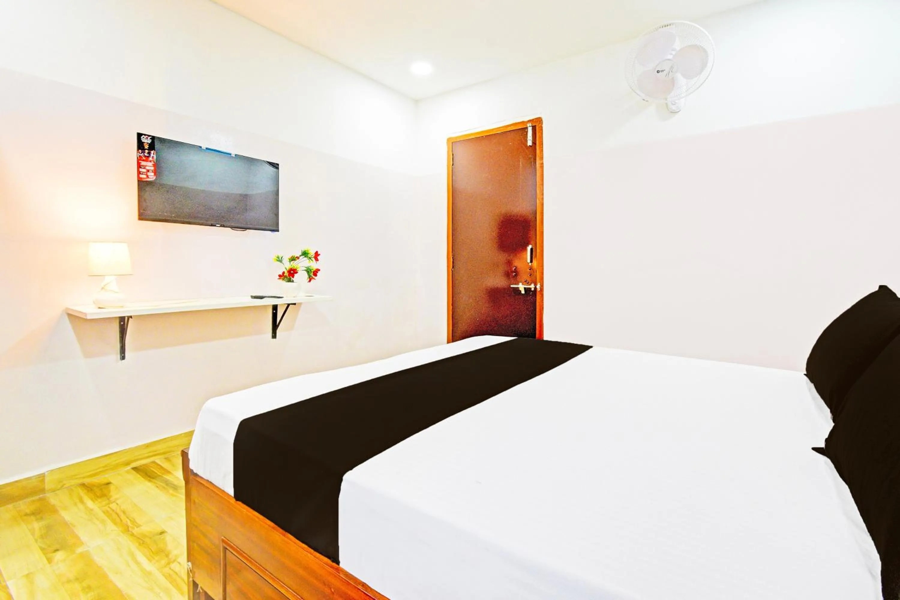 Bedroom, Bed in Hotel O Stayo Inn