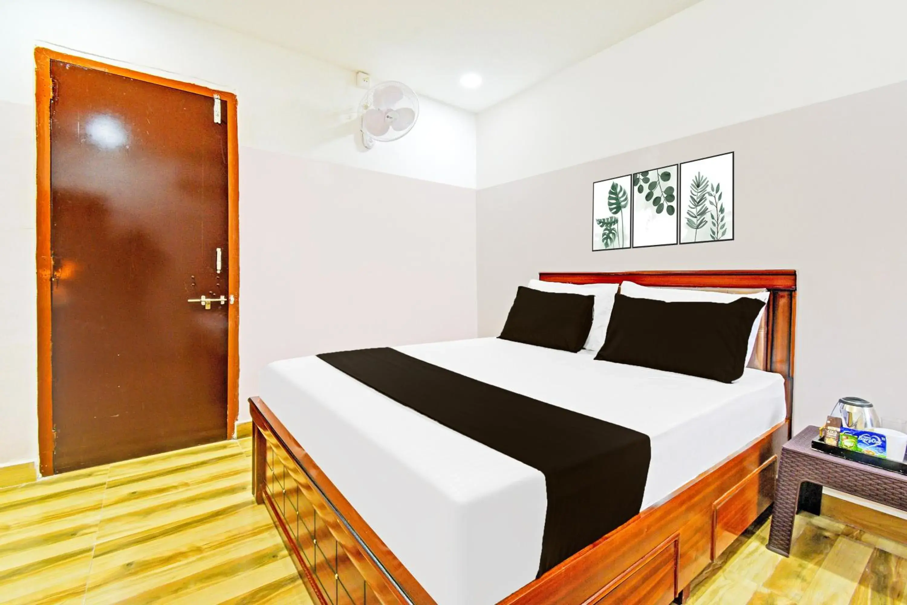 Bedroom, Bed in Hotel O Stayo Inn Bedroom, Bed in Hotel O Stayo Inn