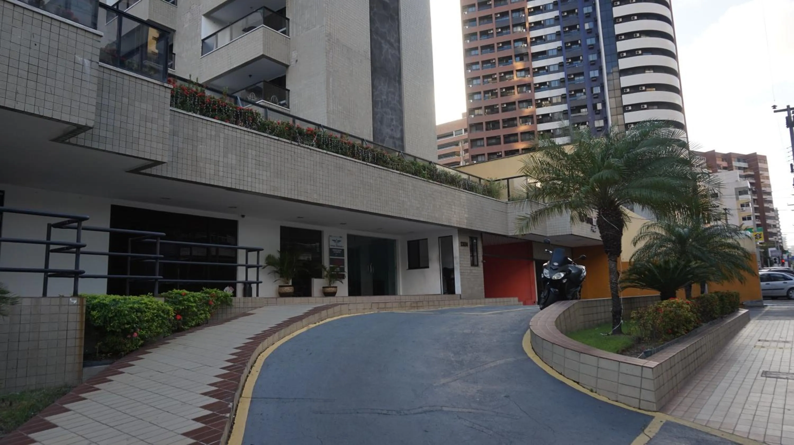 Facade/entrance in Via Venneto Flat