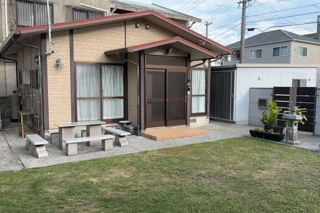 Yonamine House