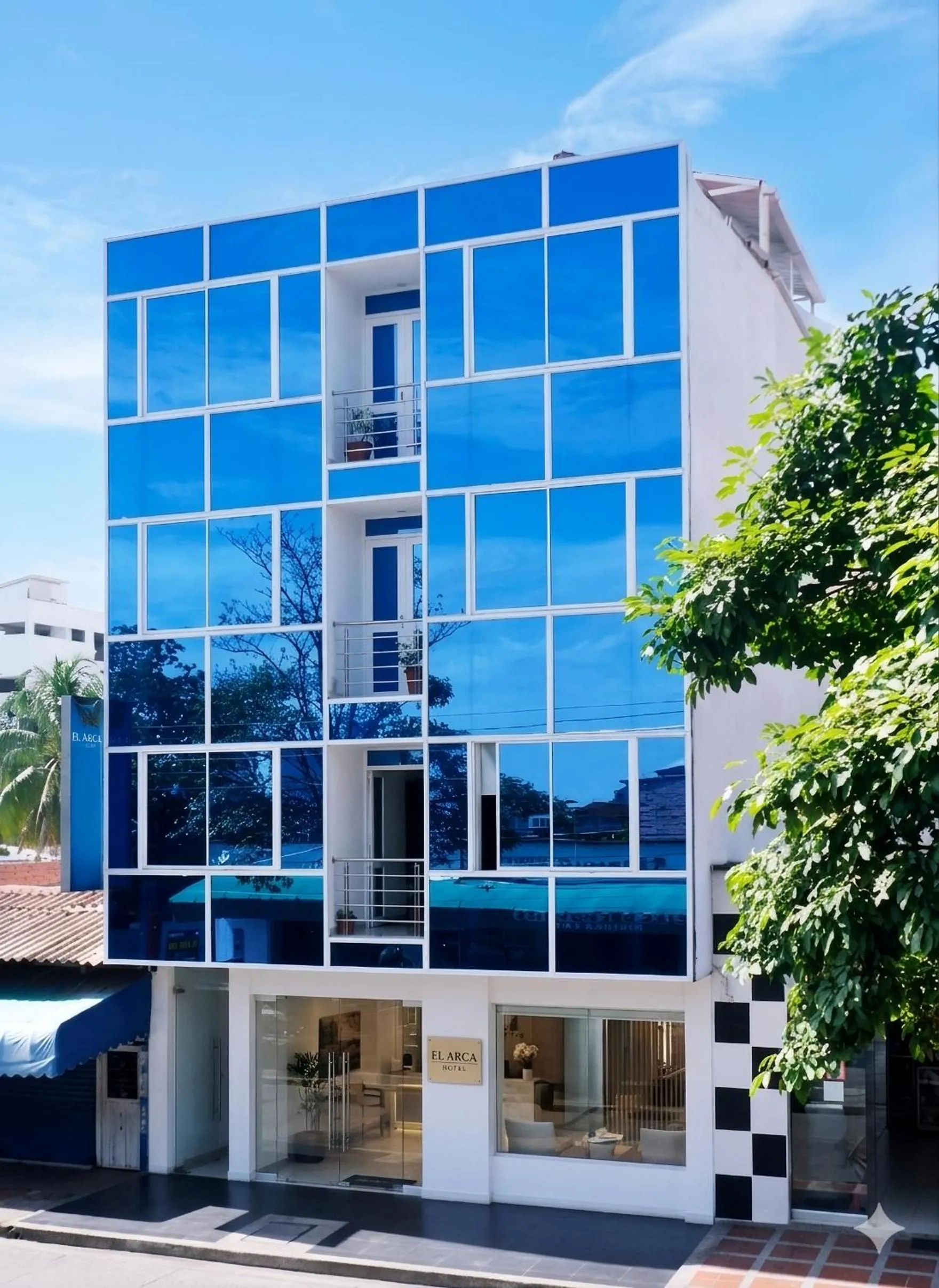 Hotel Azulejo del Llano