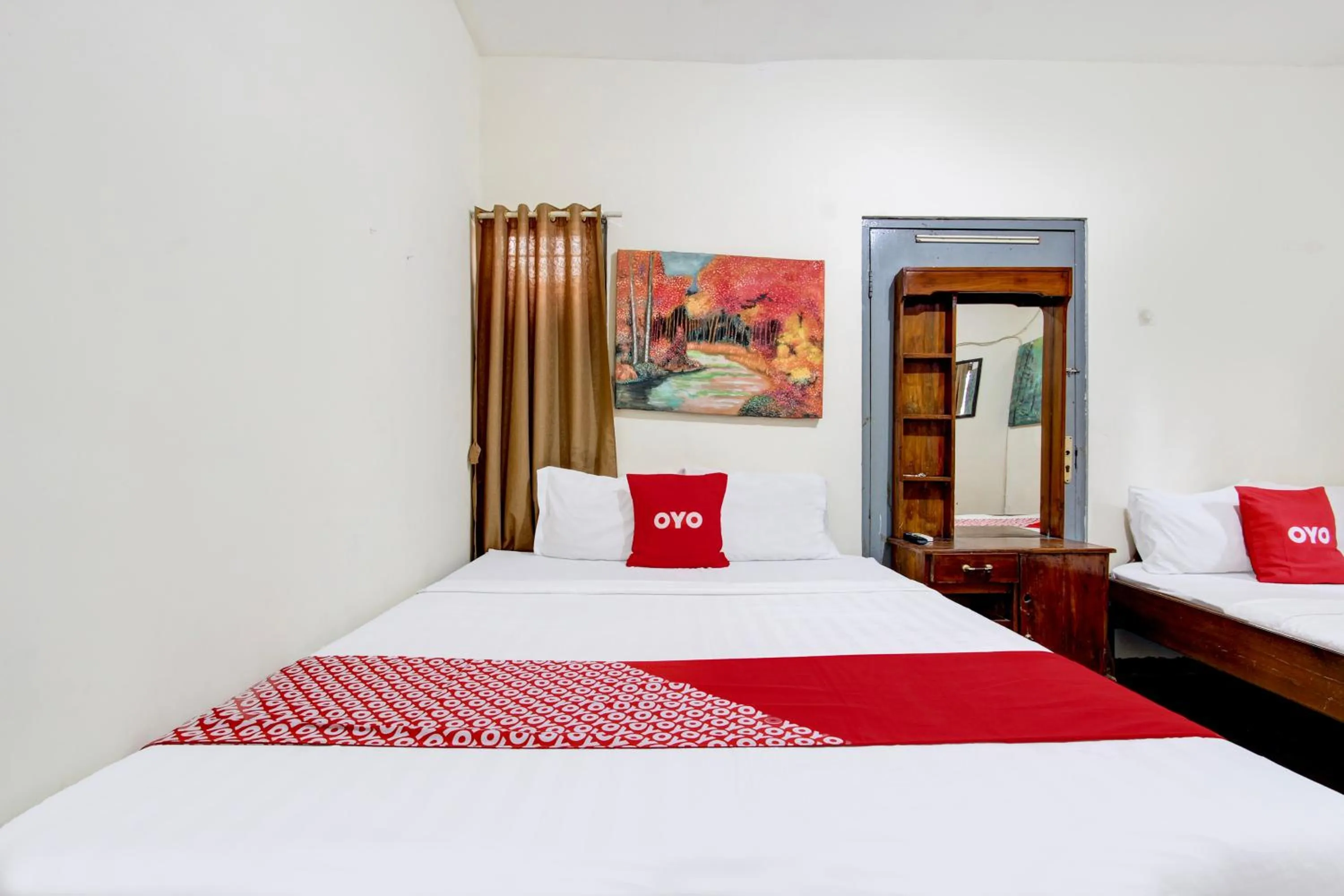 Photo of the whole room, Bed in Hotel O Homestay Alqid Syariah