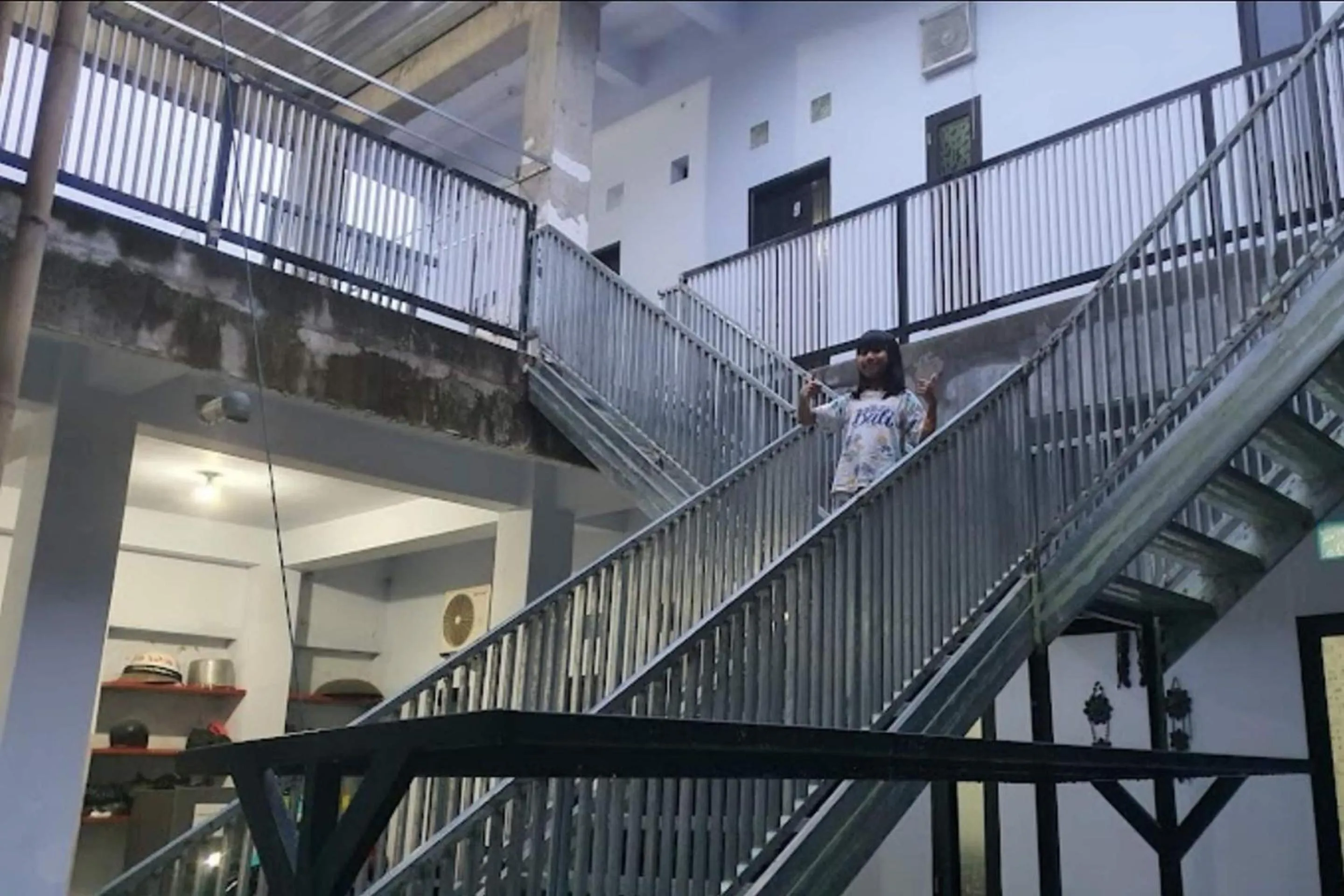 Facade/entrance in Hotel O Ezhar Boka Homestay Near GOR Sulis Bulutangkis