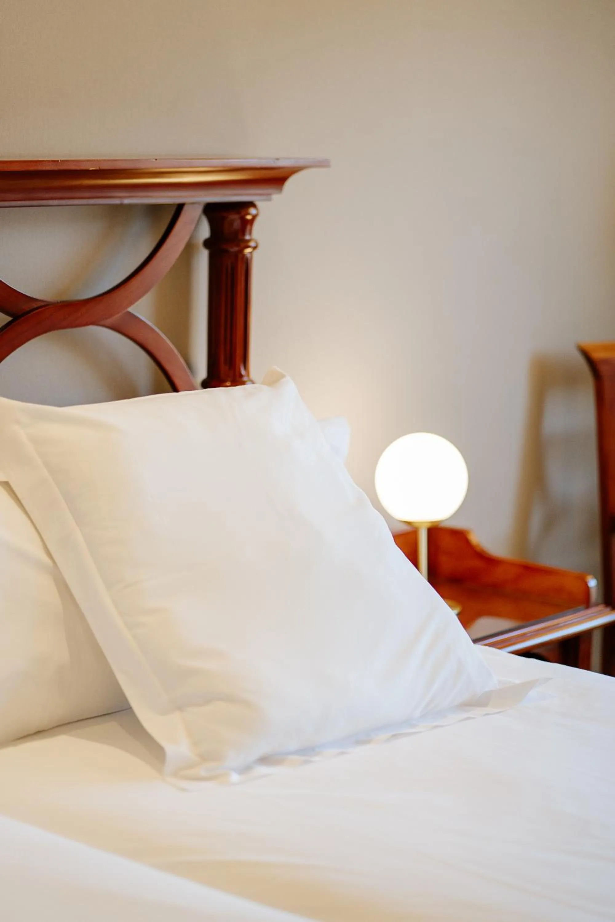 Bed in Hotel Reveron Plaza