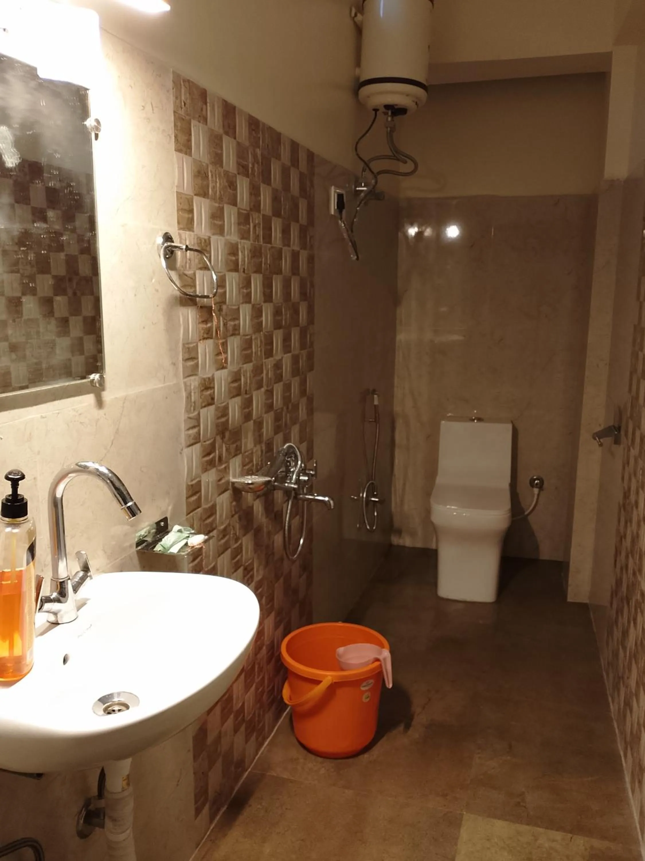 Bathroom in Darjeeling Hillside Inn