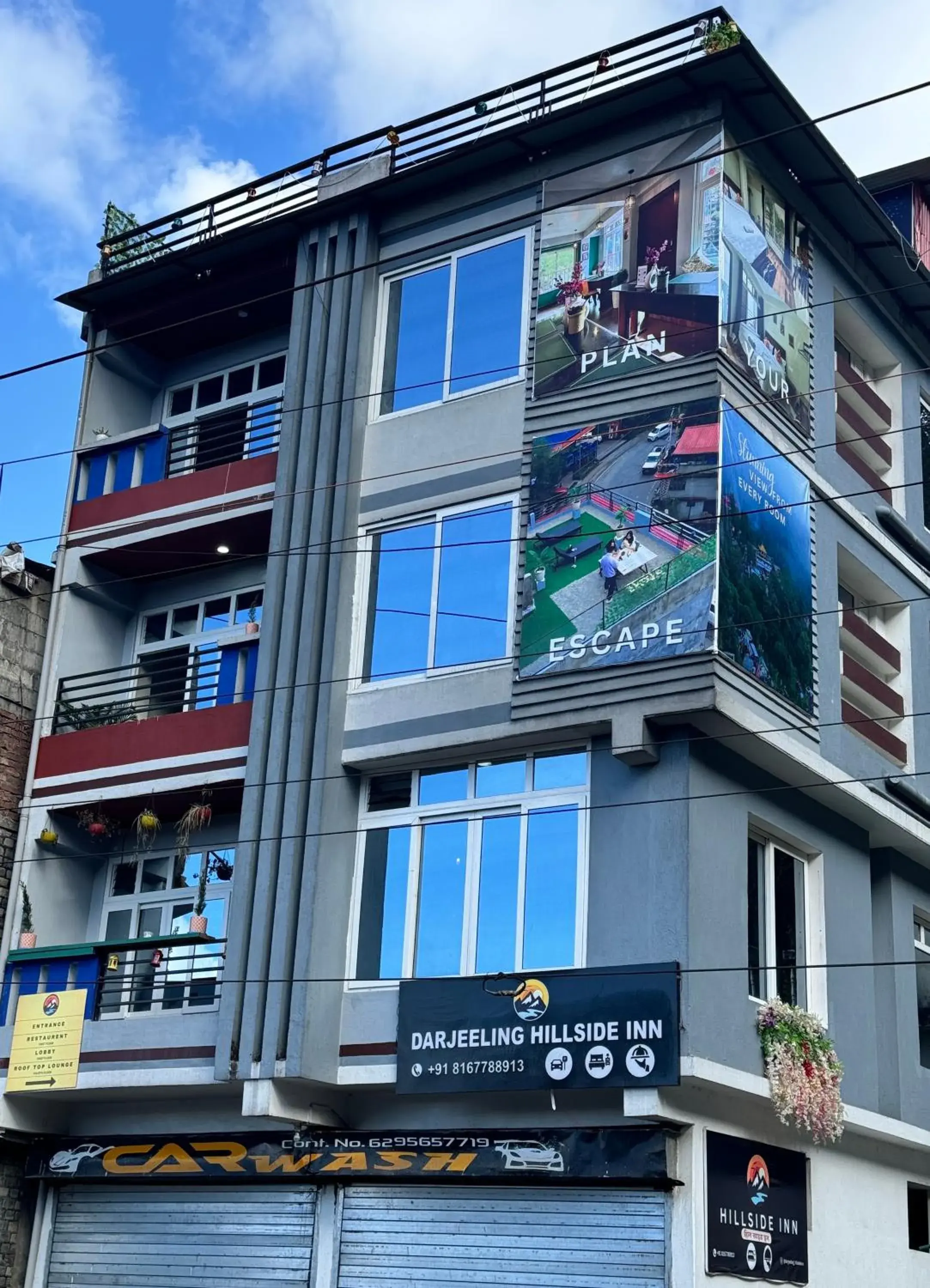 Property building in Darjeeling Hillside Inn Property building in Darjeeling Hillside Inn