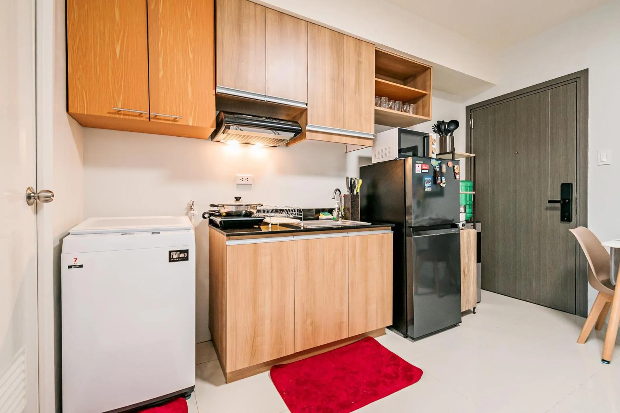 Kitchen or kitchenette in Precious Florannjoe