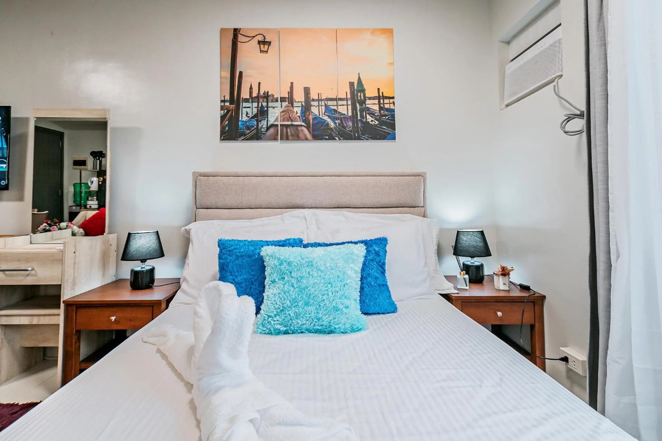 Bed in Precious Florannjoe