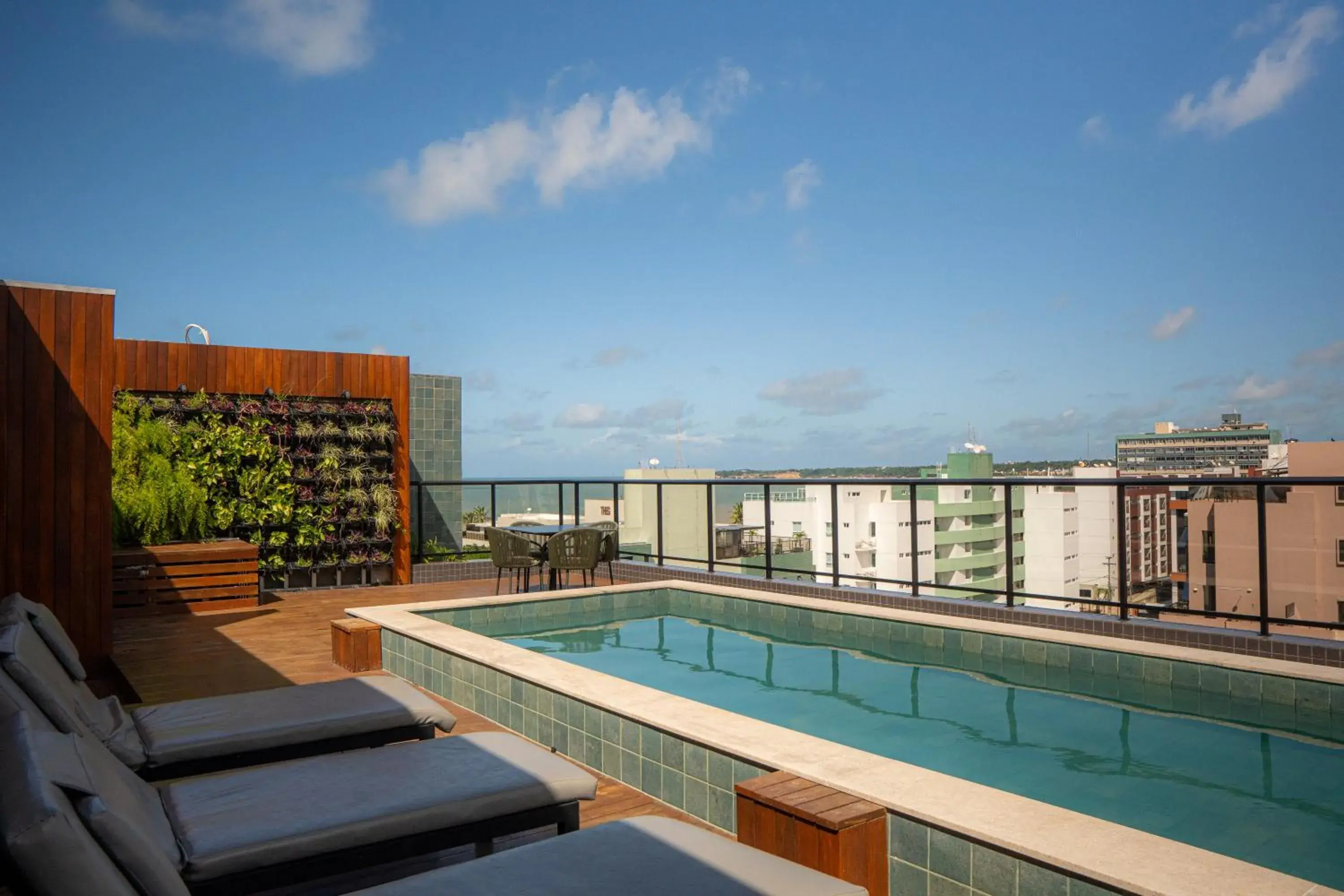 Flat com dois quartos na praia do Cabo Branco - climatizado e completo Flat com dois quartos na praia do Cabo Branco - climatizado e completo
