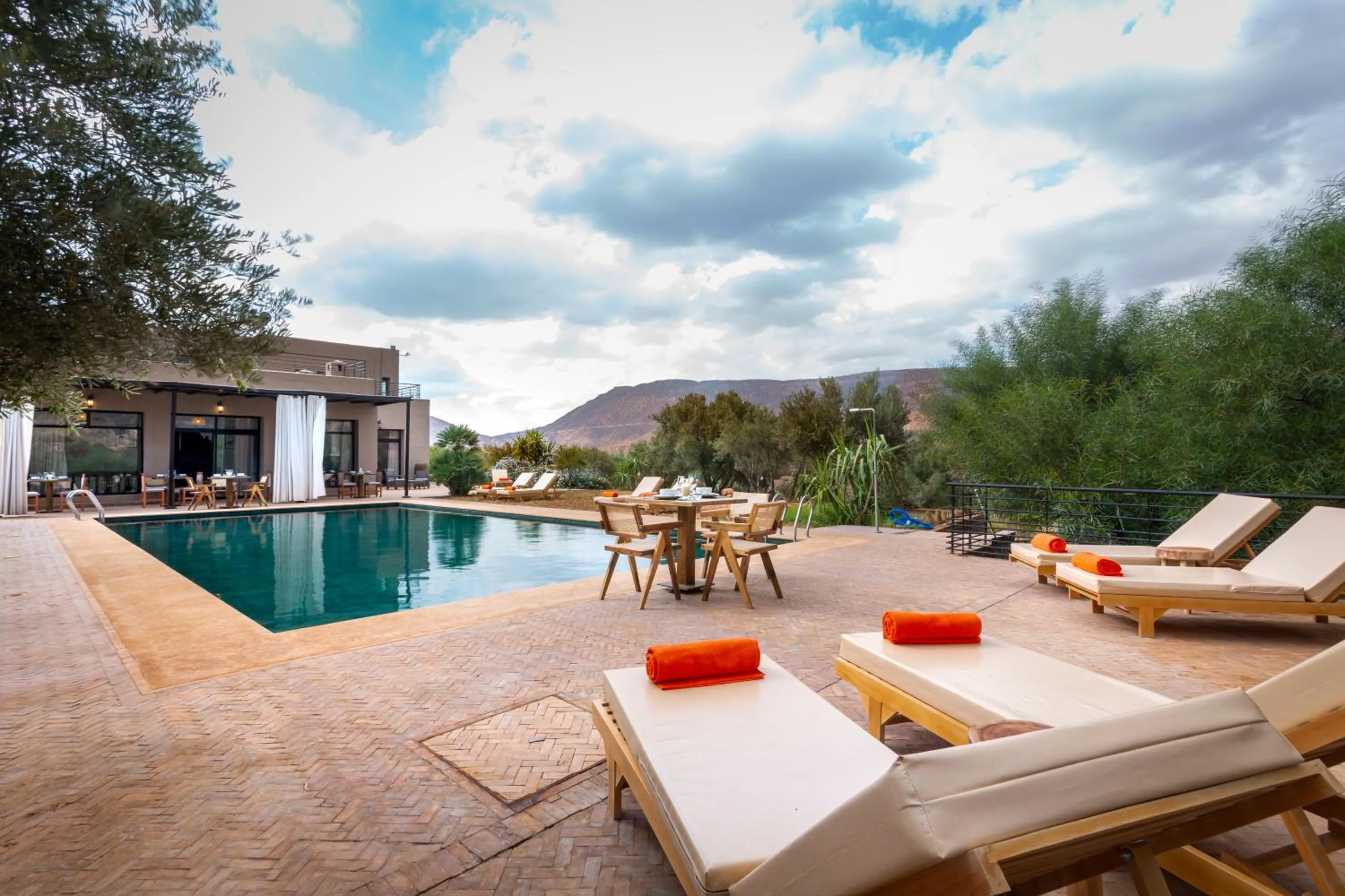 Property building in Atlas Luxury Garden