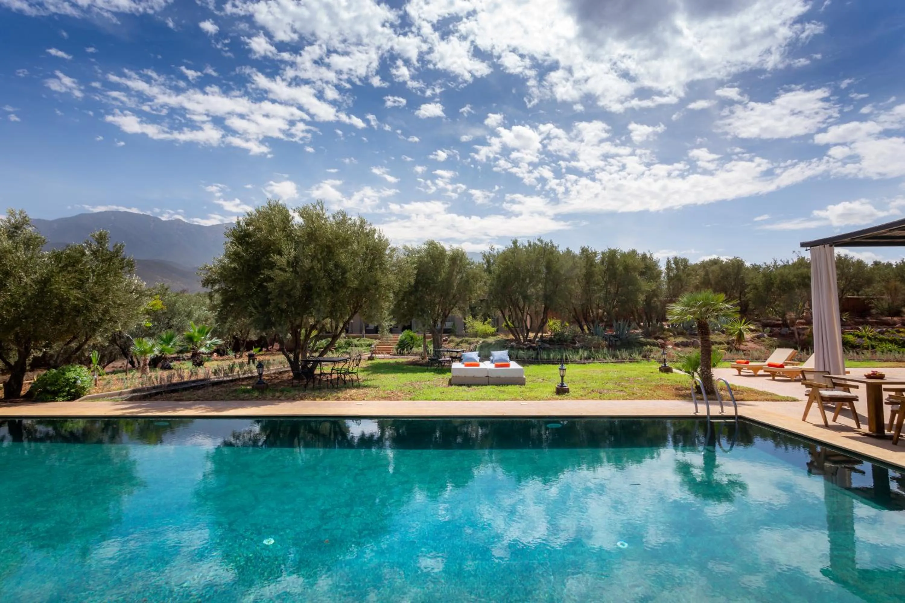 Nearby landmark in Atlas Luxury Garden