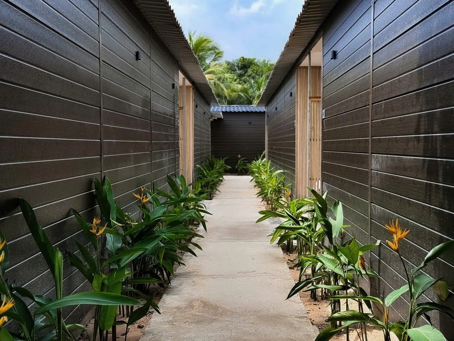 Wanderlust garden inn