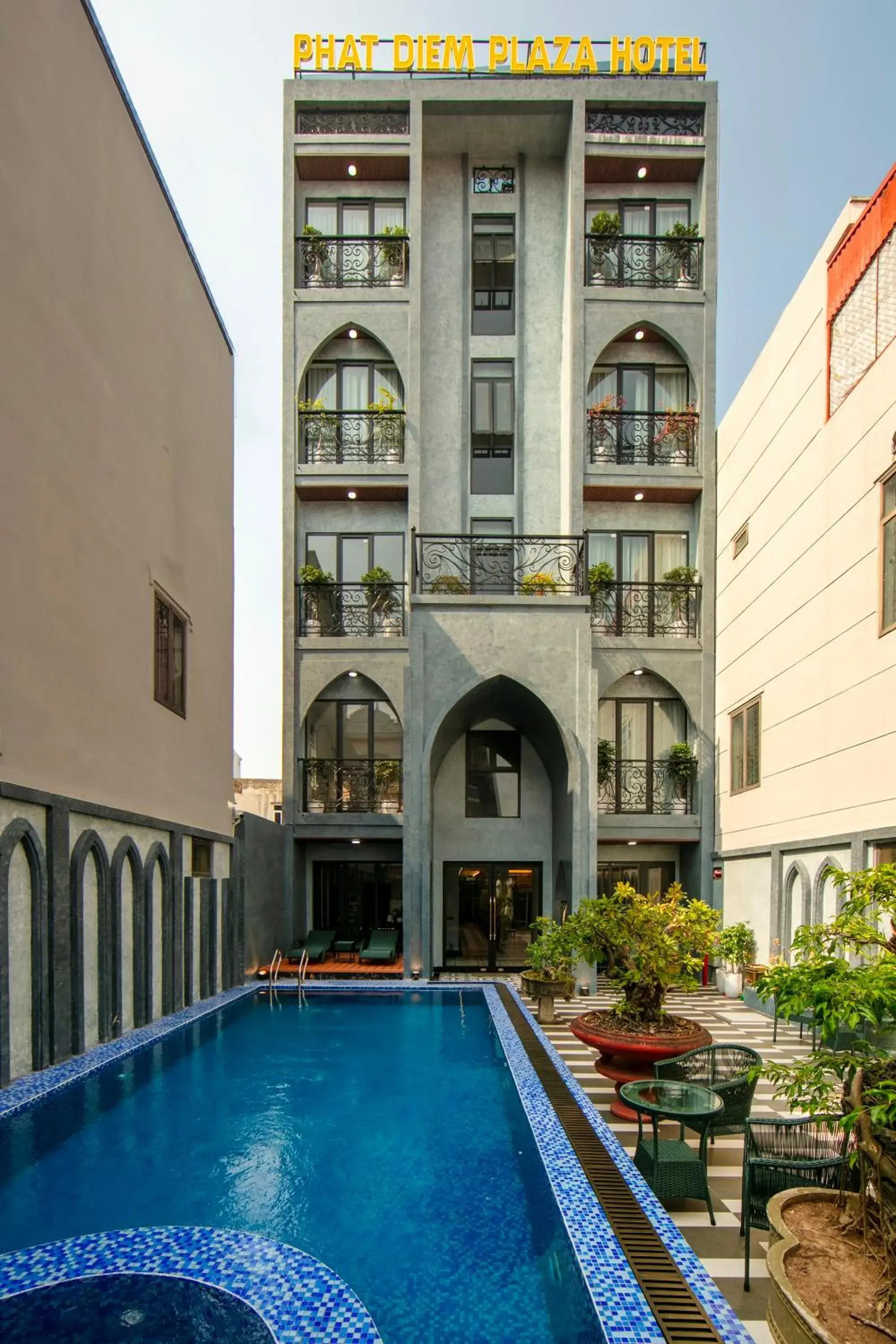 Property building in Phat Diem Plaza Hotel Property building in Phat Diem Plaza Hotel
