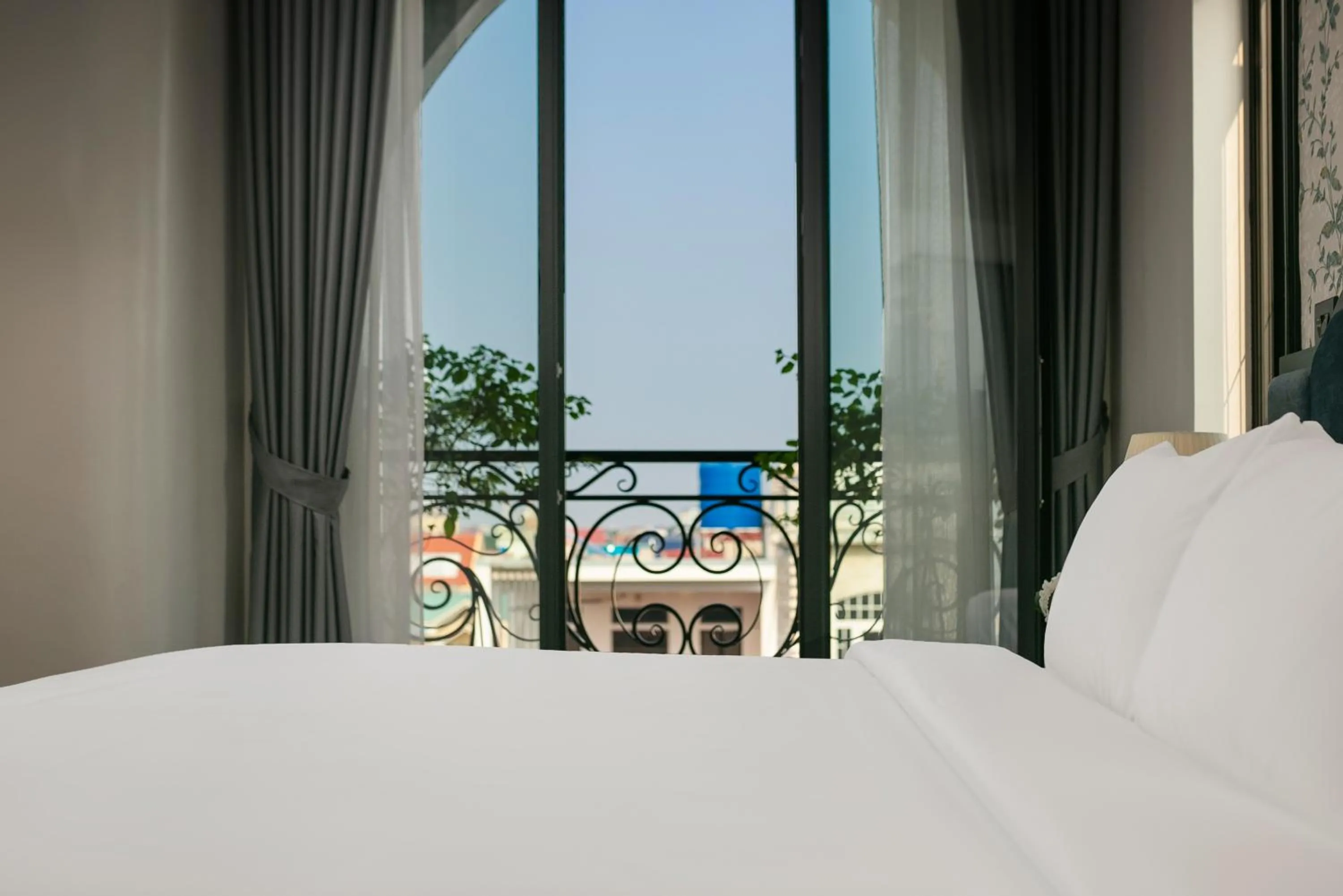 View (from property/room), Bed in Phat Diem Plaza Hotel