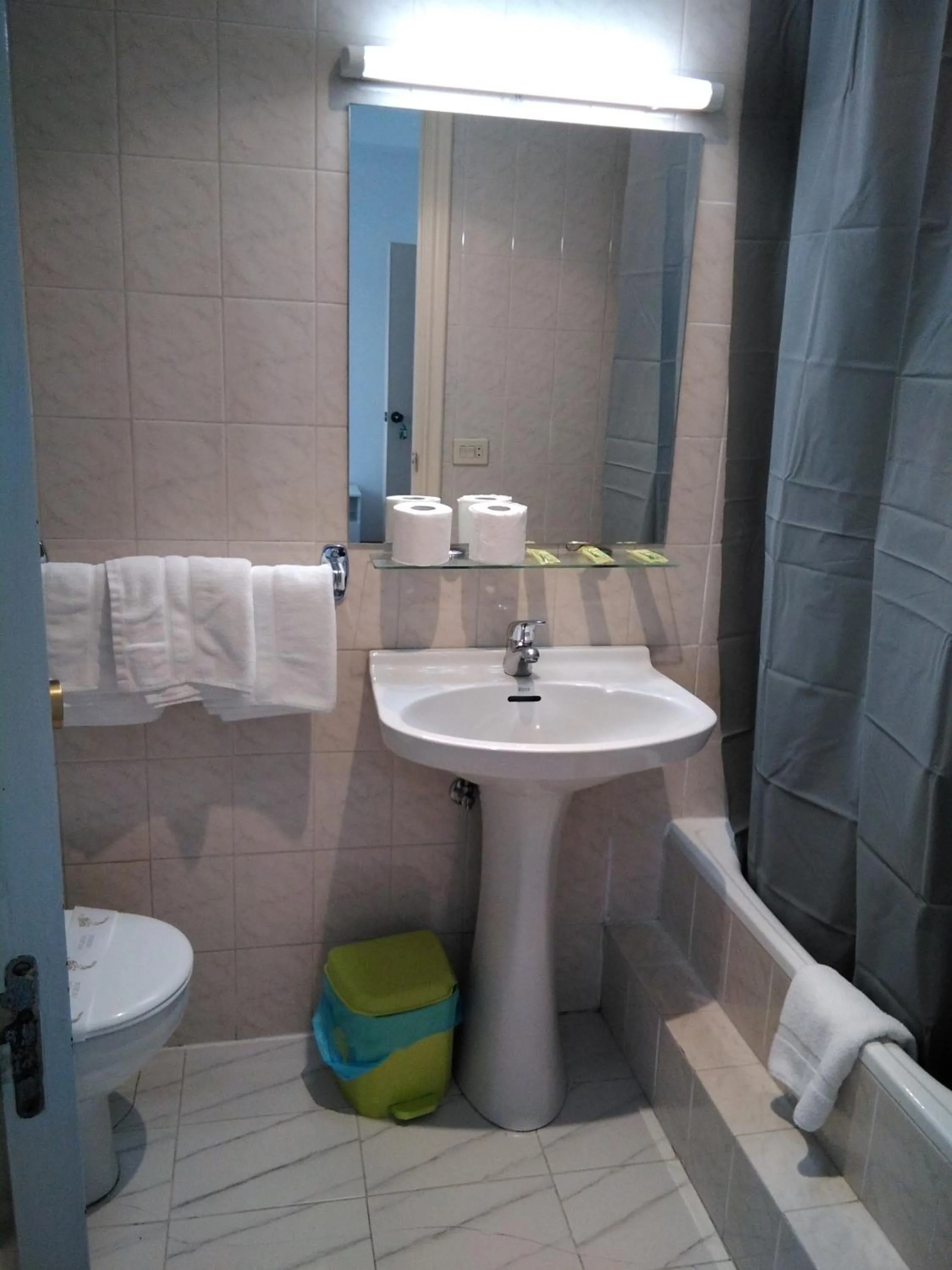 Hostal Ancla Dorada