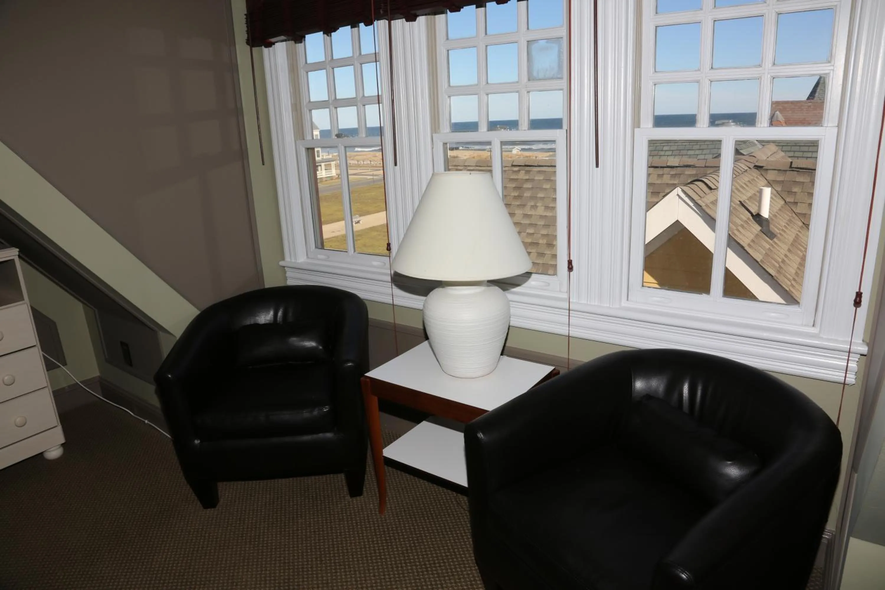 Seating area in The Ocean Plaza Hotel