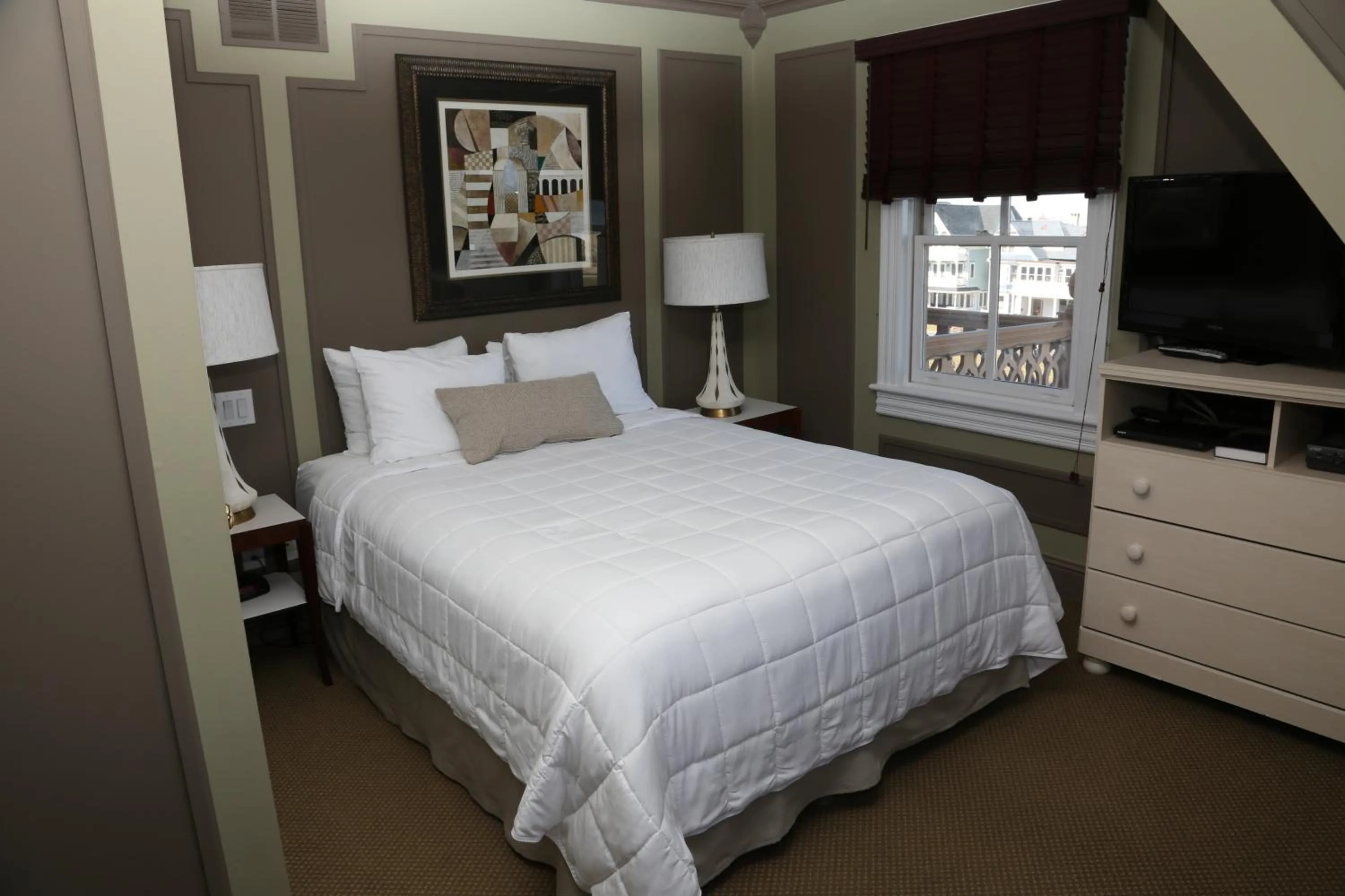 Bedroom, Bed in The Ocean Plaza Hotel