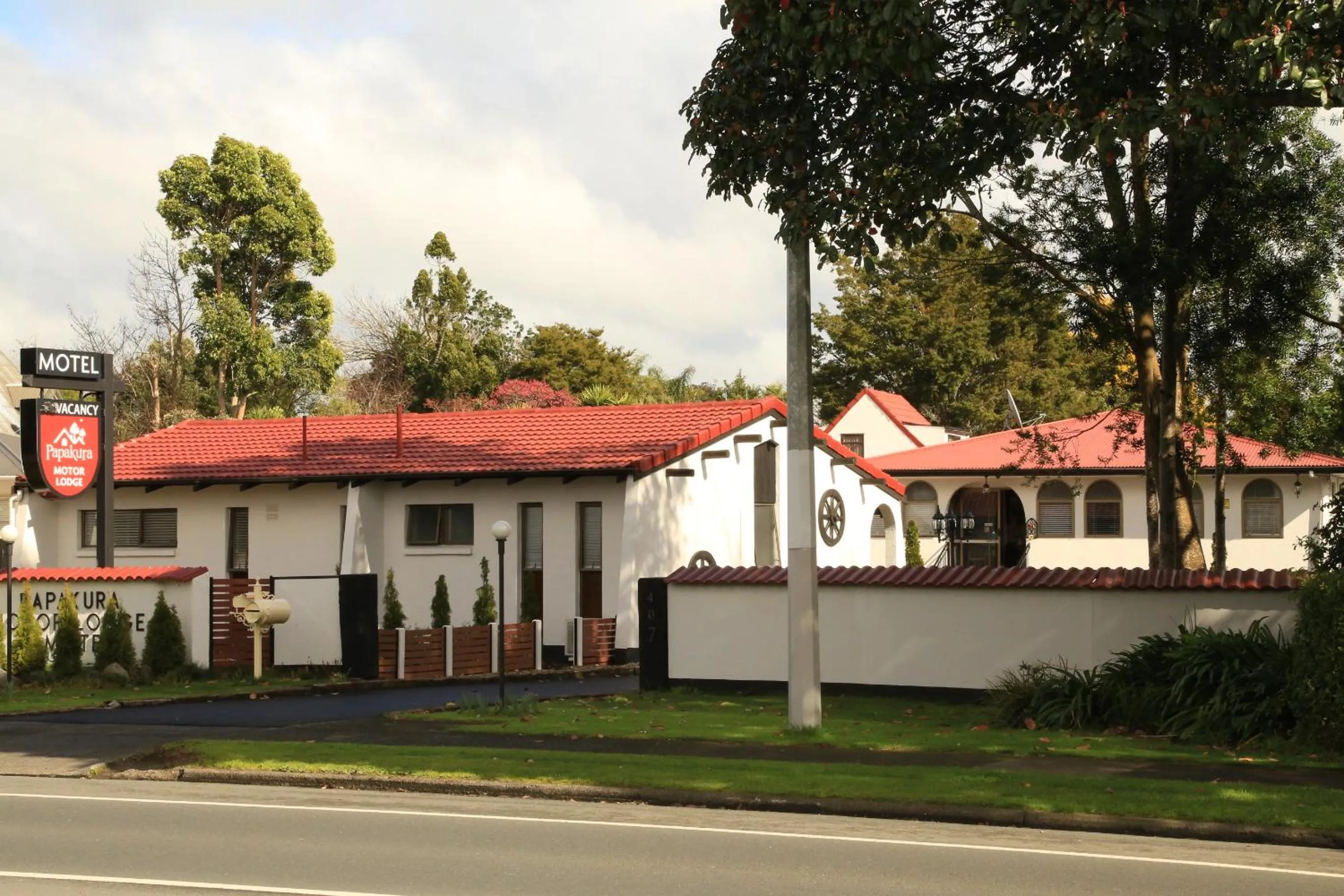 Papakura Motor Lodge & Motel