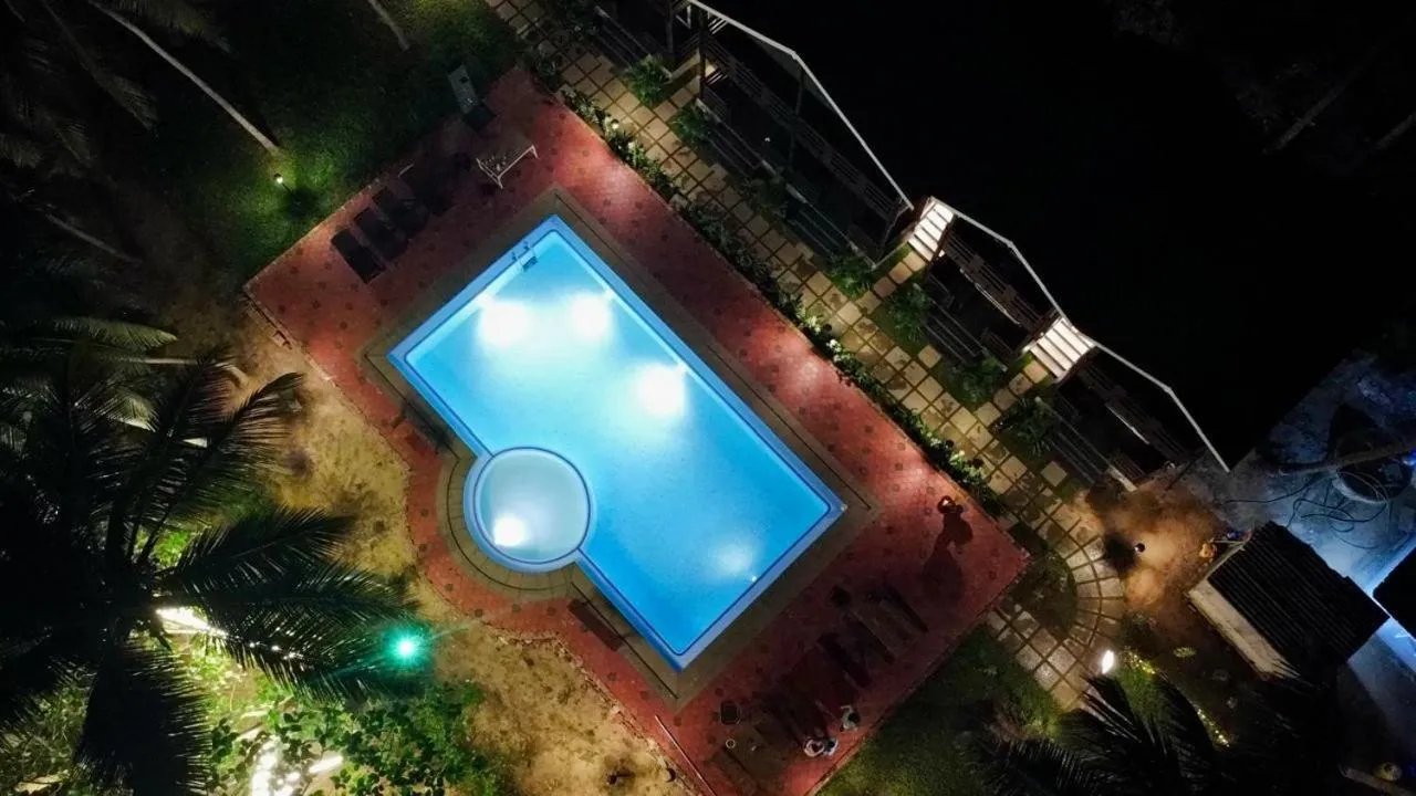 Seclude Eco Cottages