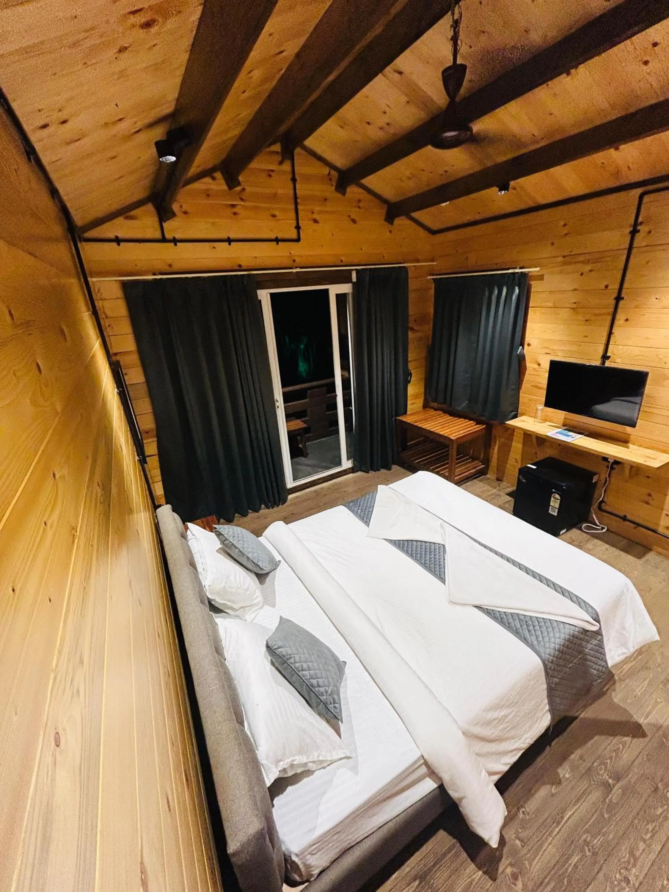 Bedroom, Bed in Seclude Eco Cottages