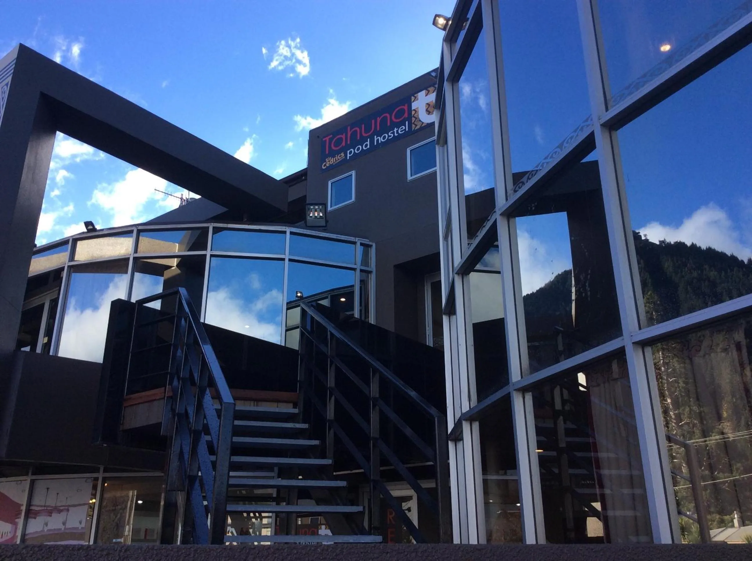 Facade/entrance in Tahuna Pod Hostel