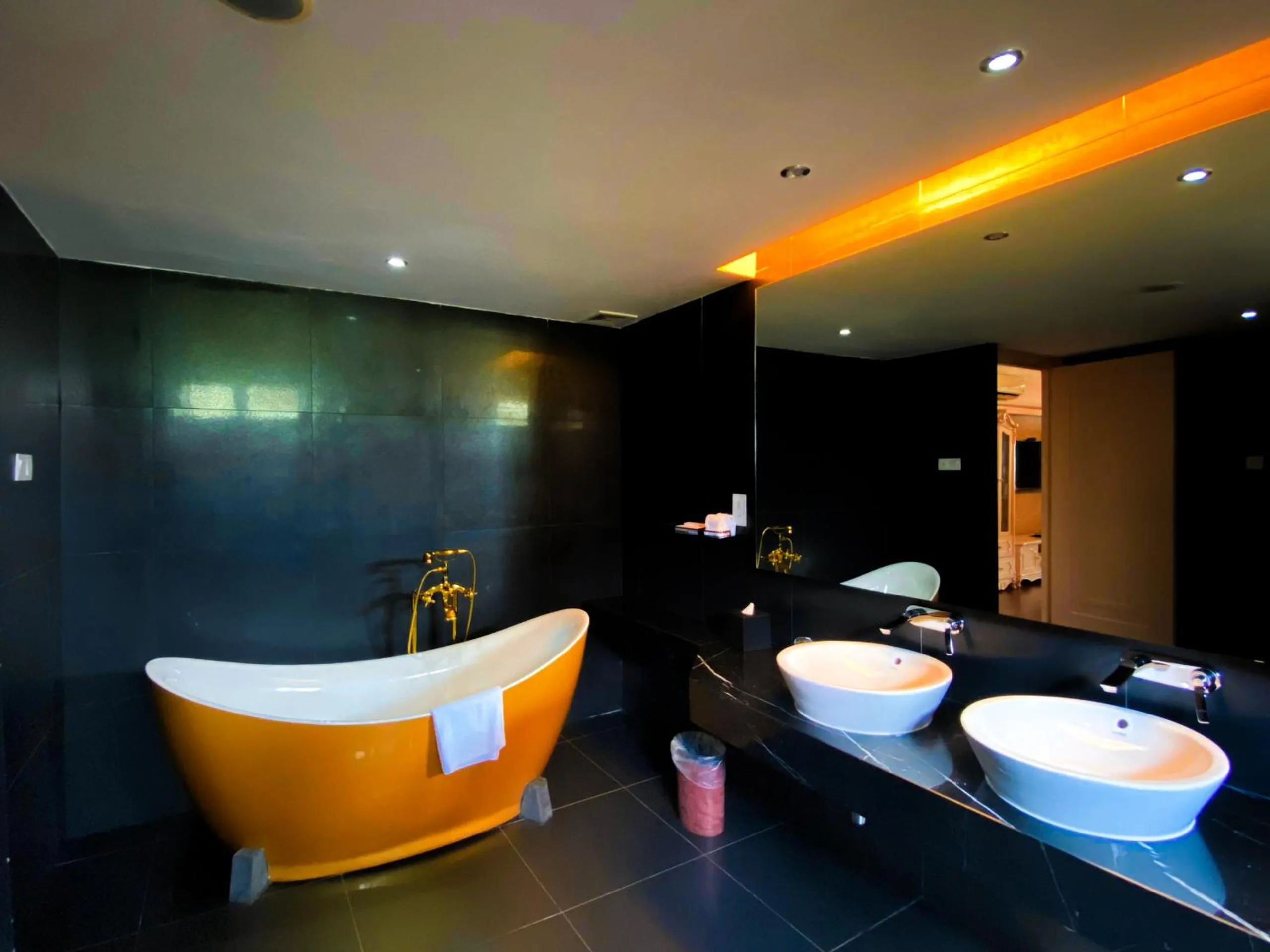 Toilet in The Orchard Resort & Spa Melaka I World Spa Awards Winner I Free Access to Outdoor Spa Pool