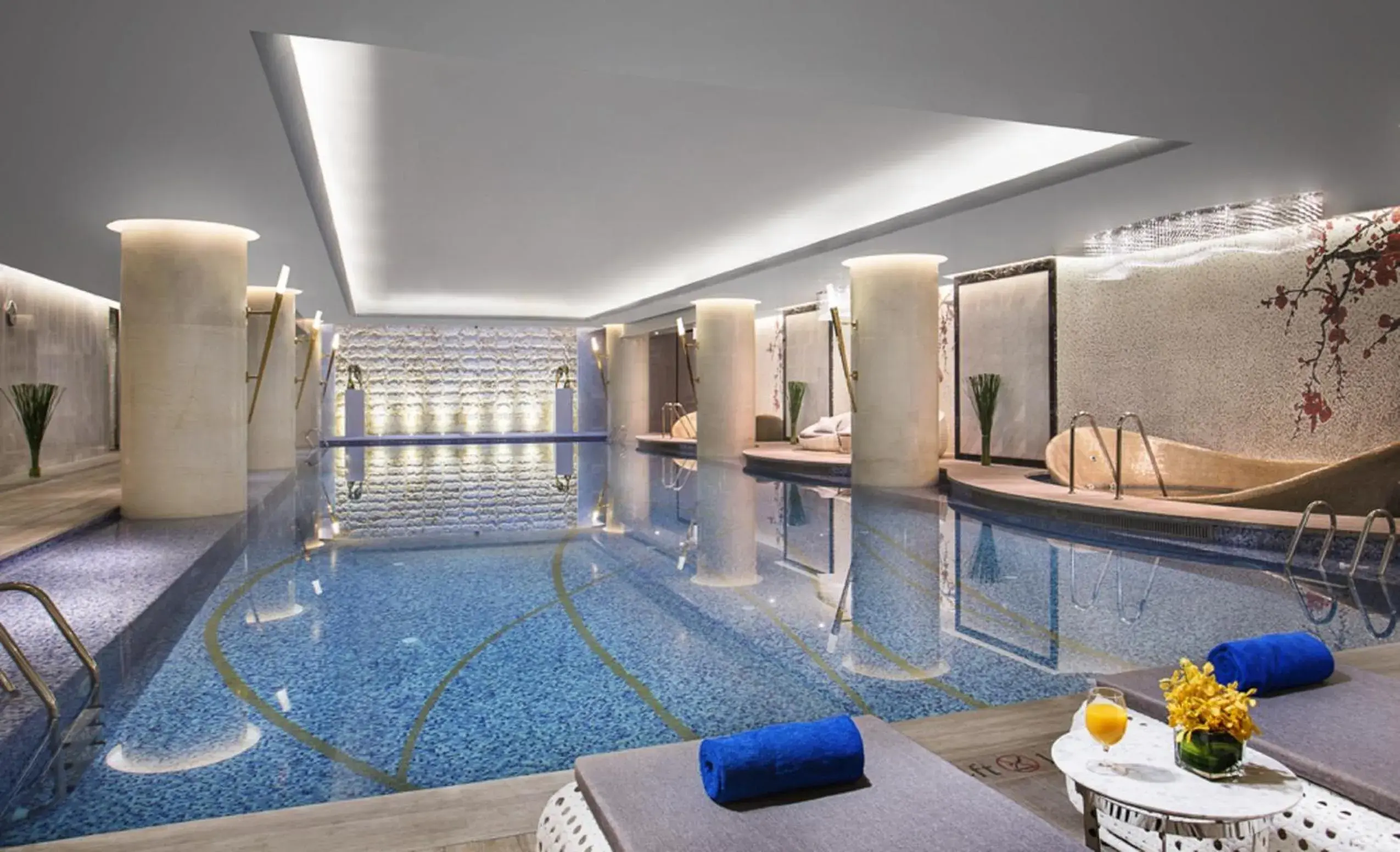 Swimming pool in Ascott Heng Shan Shanghai Swimming pool in Ascott Heng Shan Shanghai