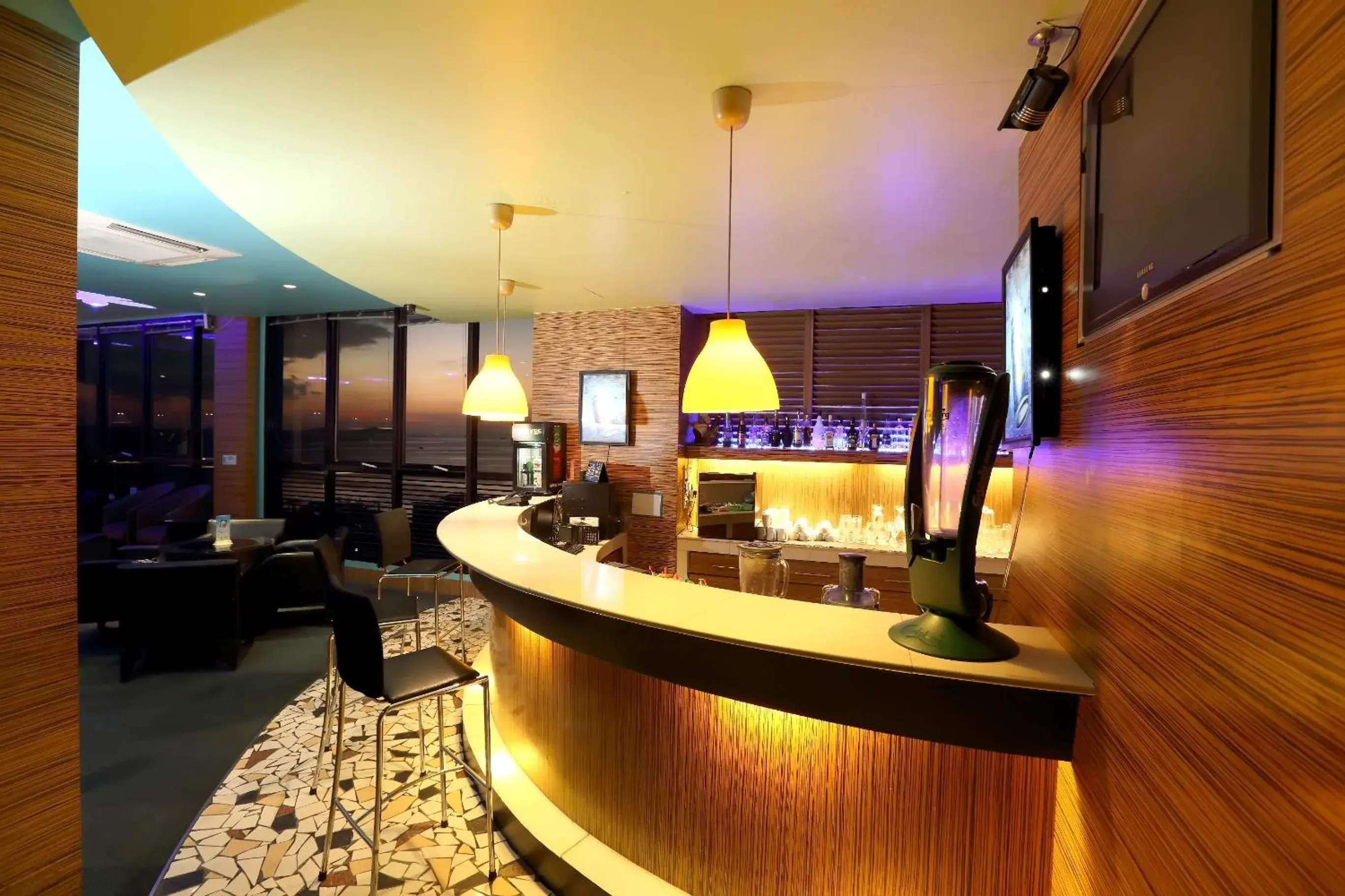 Lounge or bar in Hotel Maximillian Lounge or bar in Hotel Maximillian