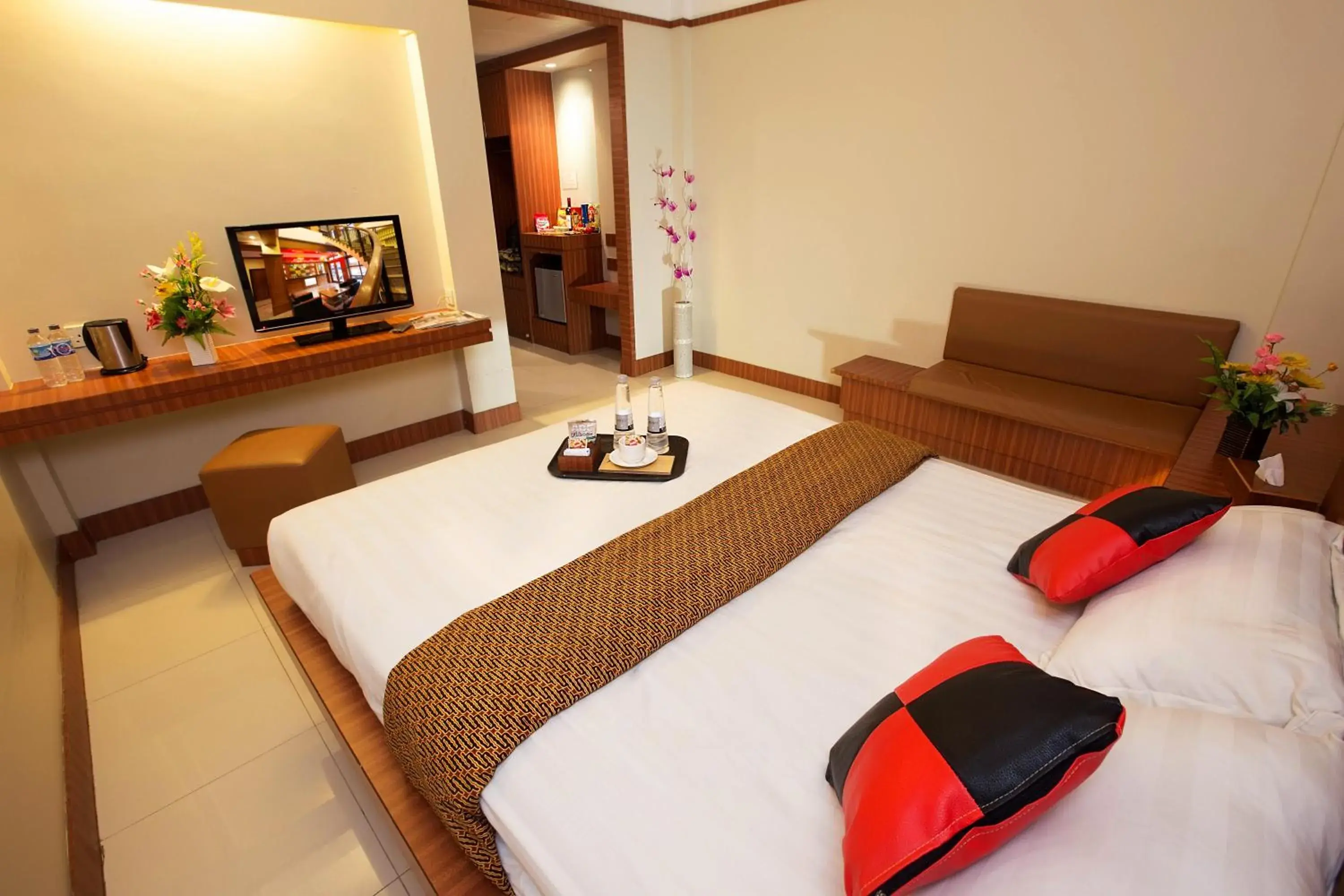 Bedroom, Bed in Hotel Maximillian Bedroom, Bed in Hotel Maximillian