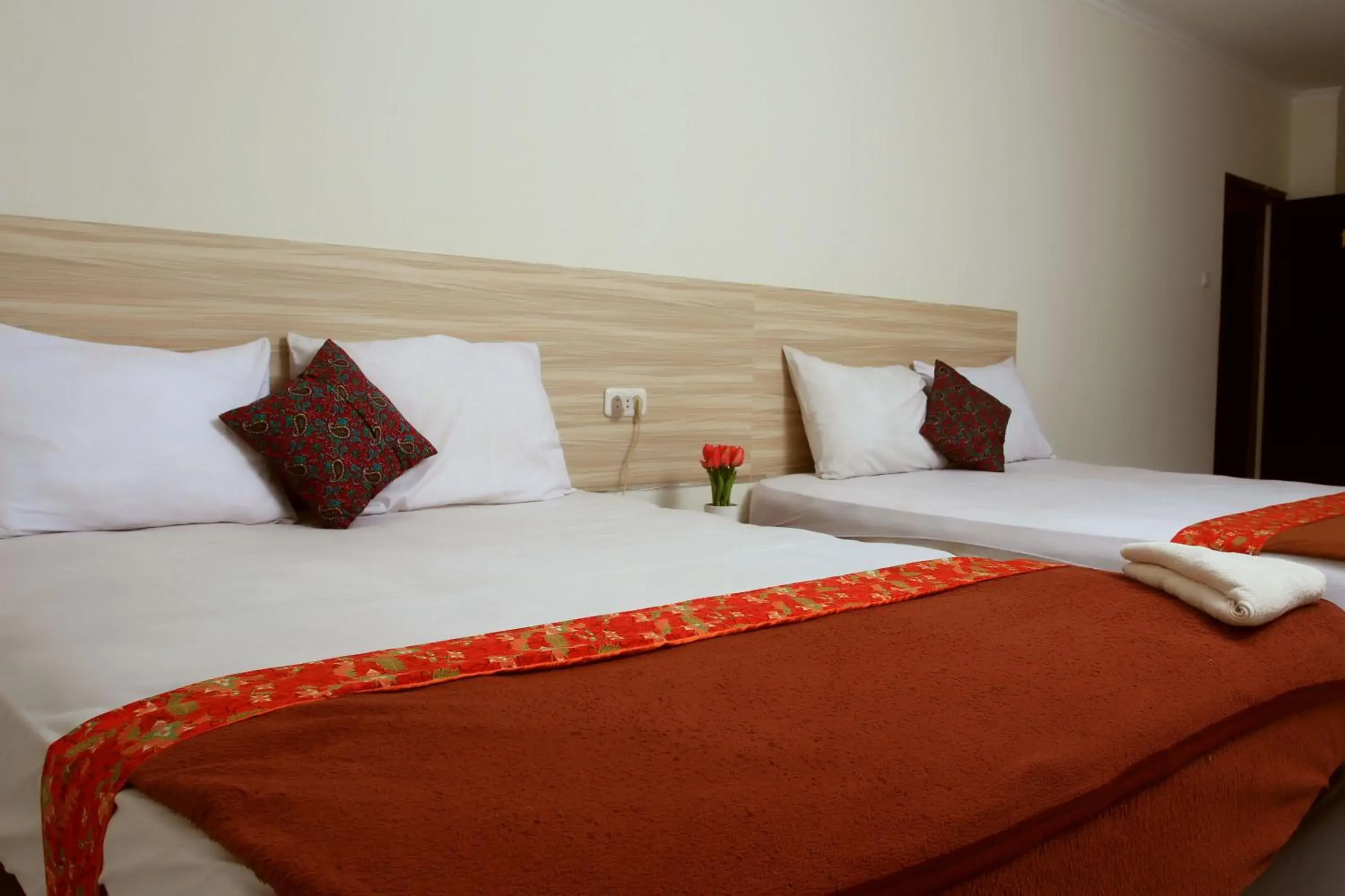 Bed in Bantal Guling Trans Bed in Bantal Guling Trans