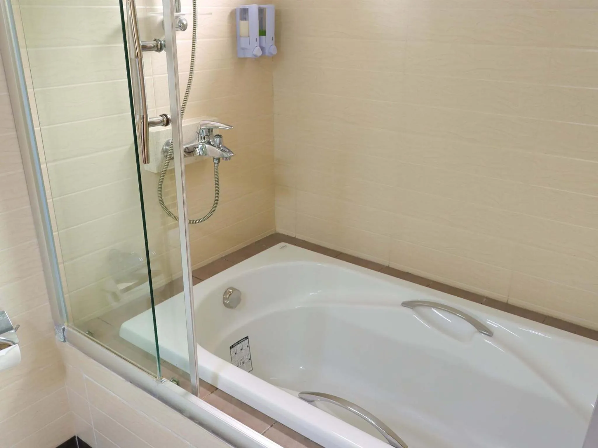 Bathroom in Rashu Hiyaa