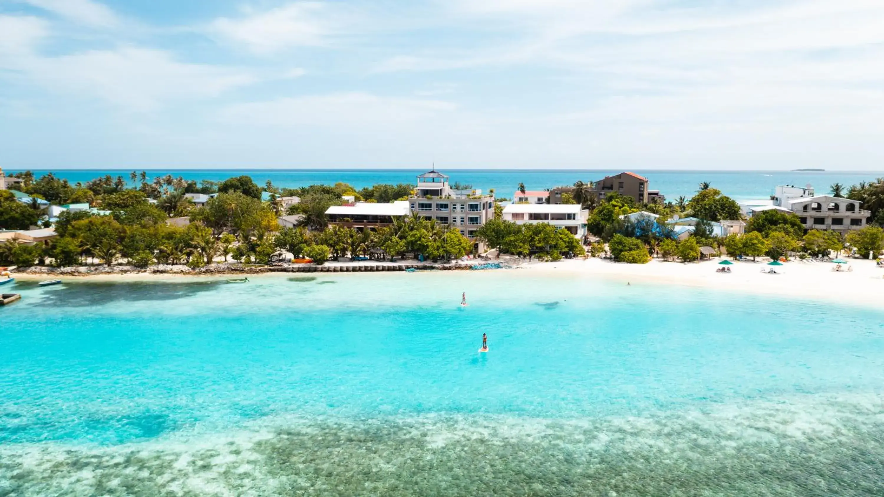 Property building in Rashu Hiyaa Property building in Rashu Hiyaa