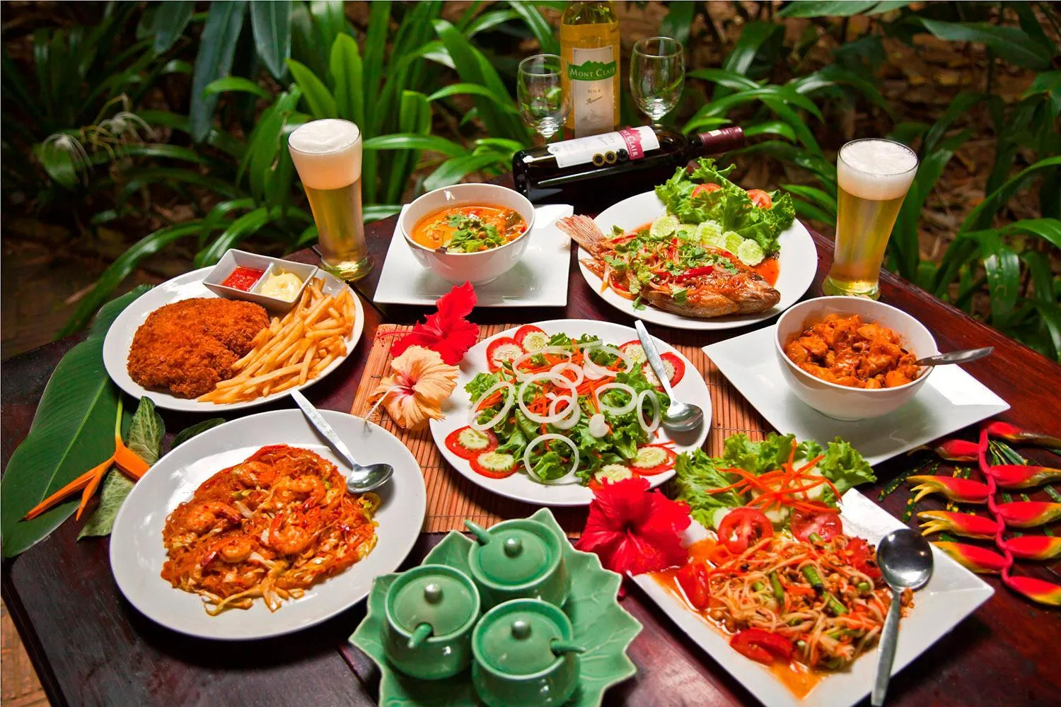 Food and drinks in Khao Sok Riverside Cottages