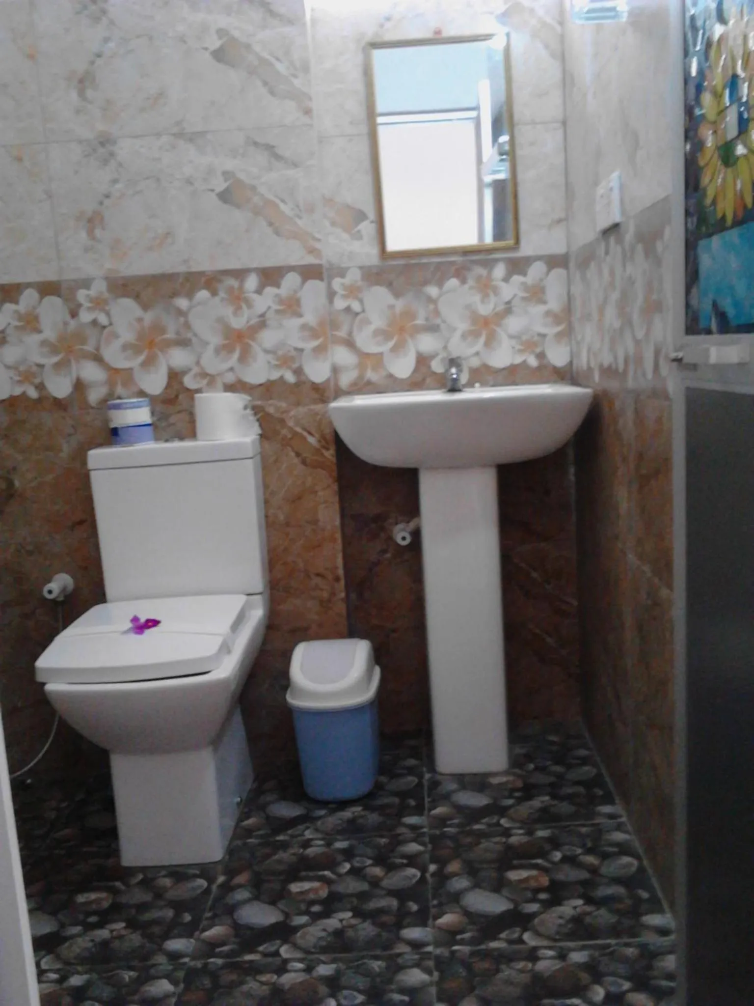 Bathroom in Arcade Beach Hotel