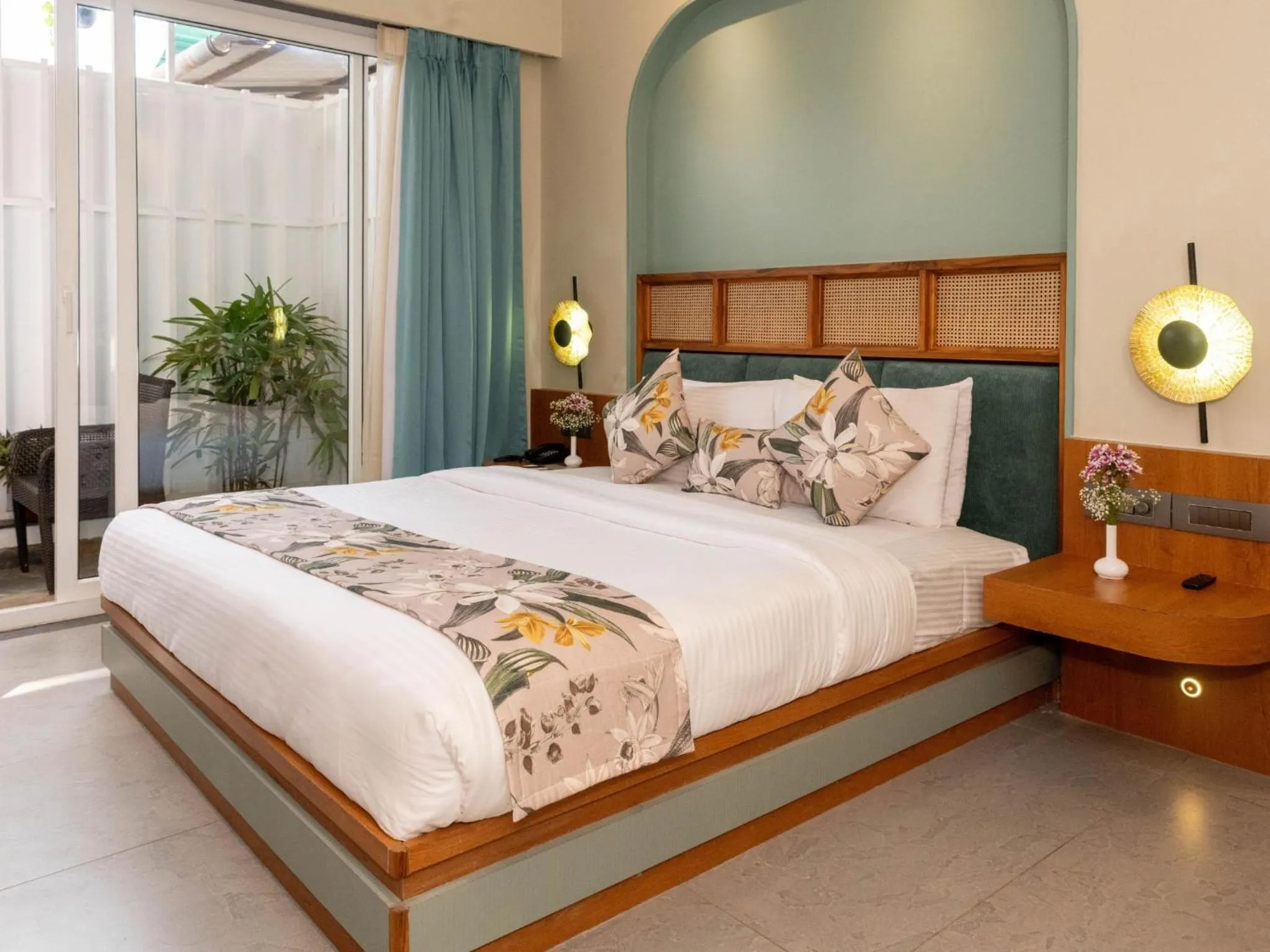 Bed in Calangute Towers - AM Hotel Kollection