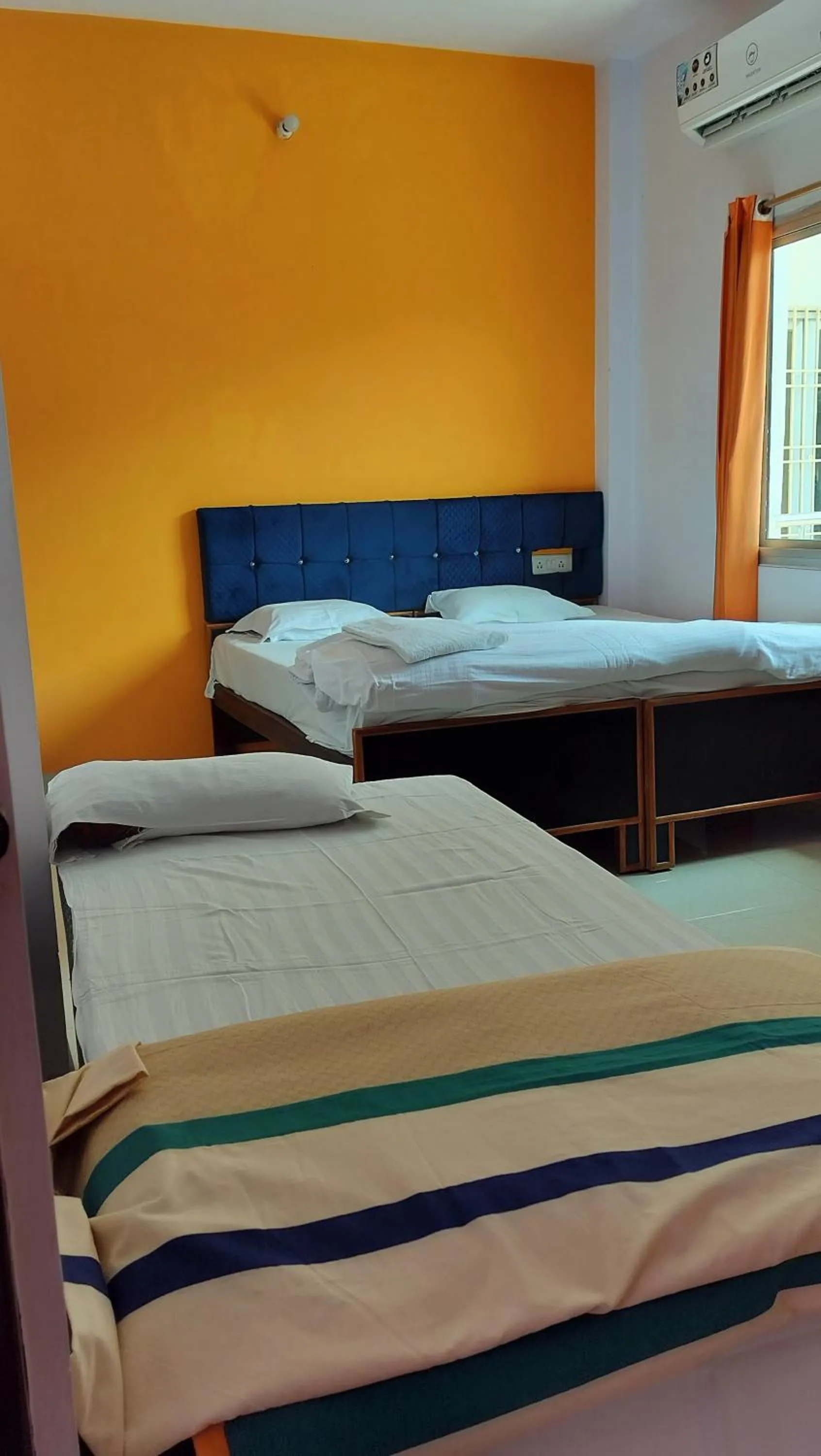Photo of the whole room, Bed in Banaras Paying Guest House