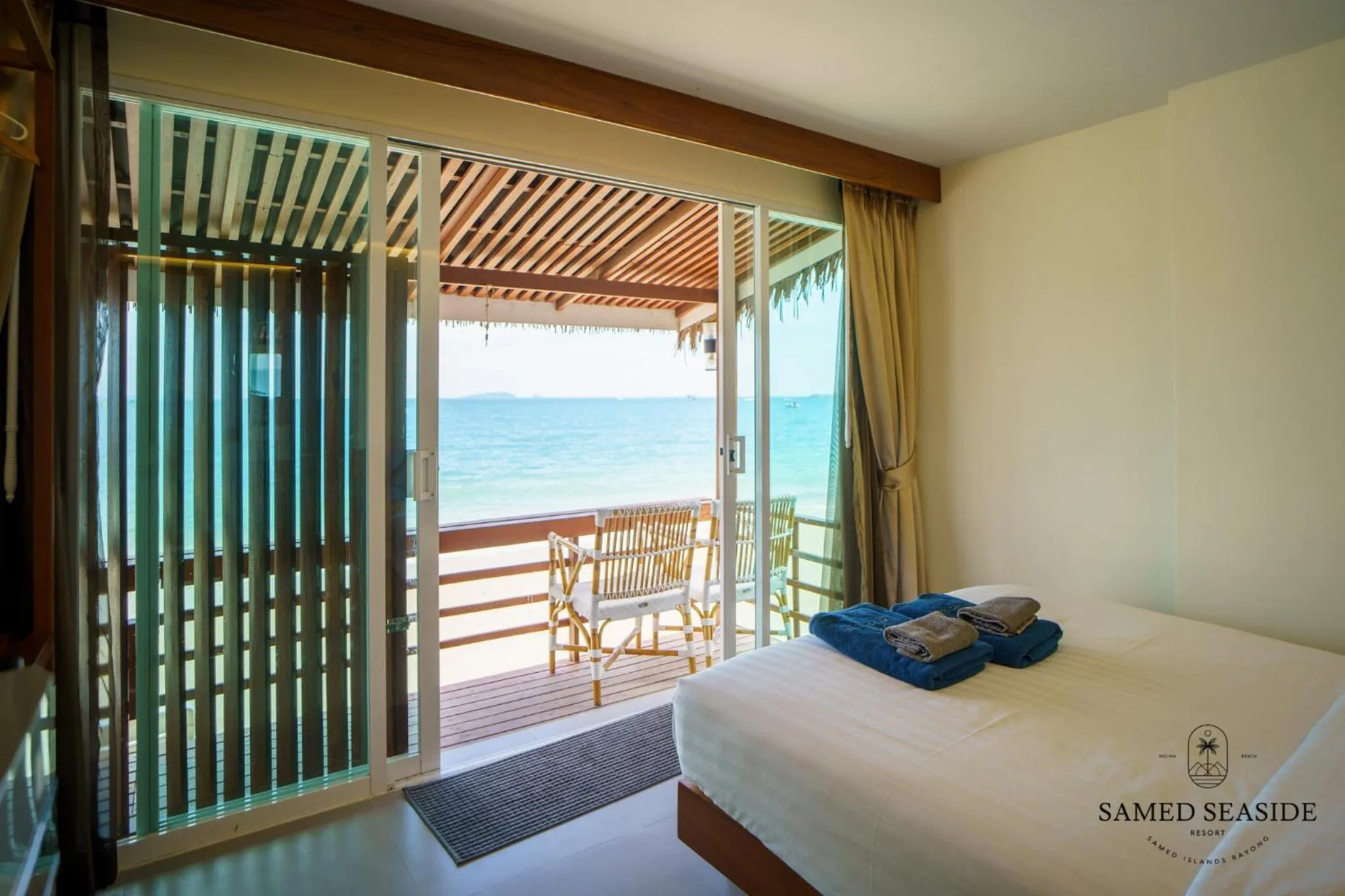 View (from property/room), Bed in Samed Seaside Resort