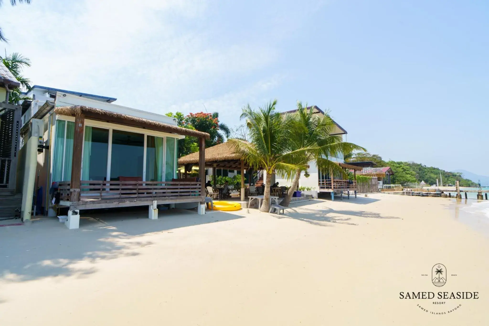 Property building in Samed Seaside Resort Property building in Samed Seaside Resort