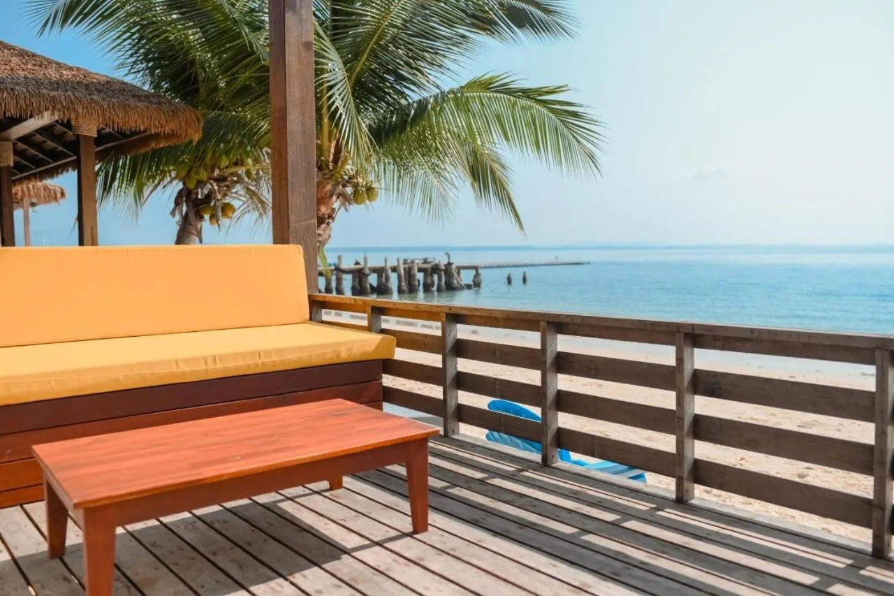 Balcony/Terrace in Samed Seaside Resort