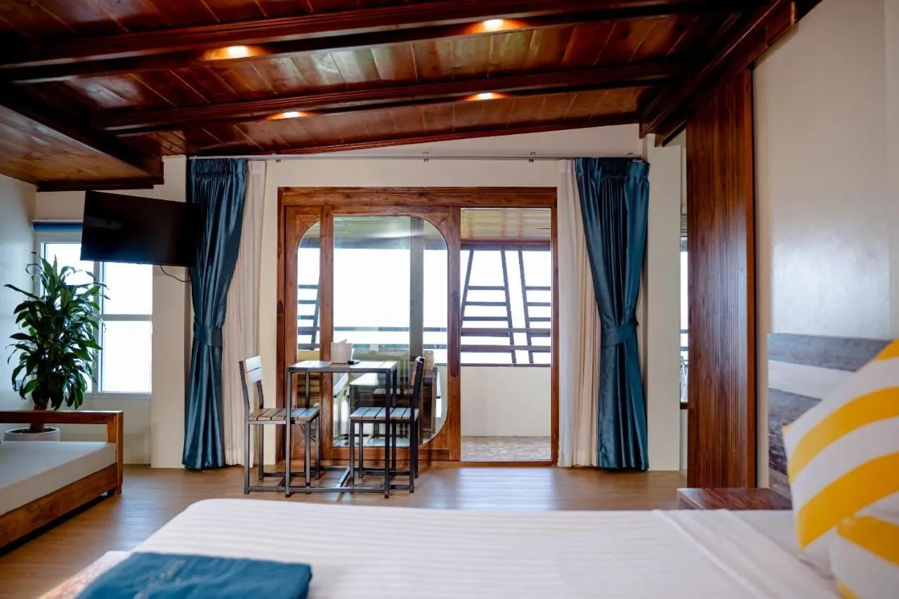 Balcony/Terrace, Bed in Samed Seaside Resort
