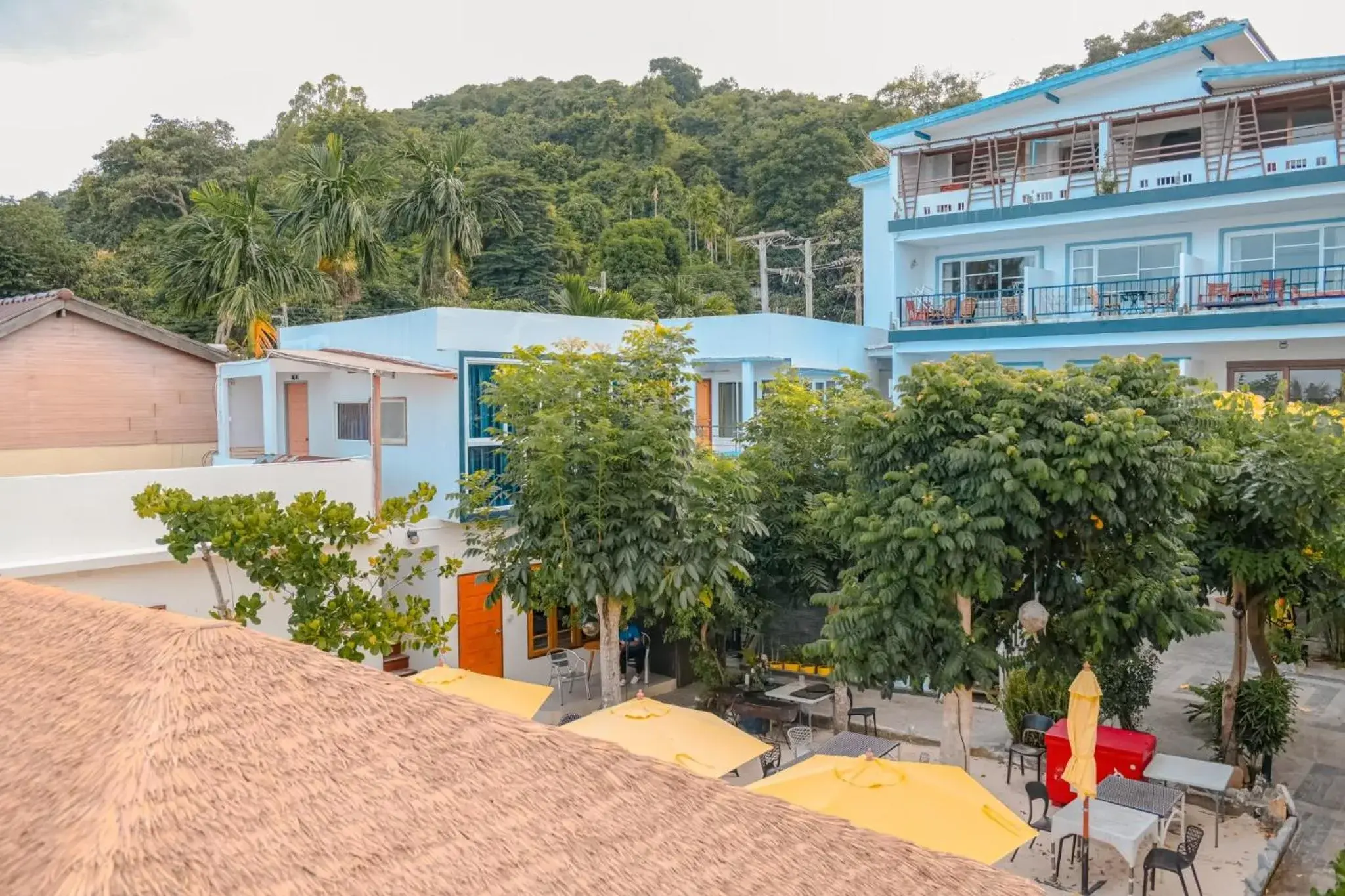 Property building in Samed Seaside Resort Property building in Samed Seaside Resort