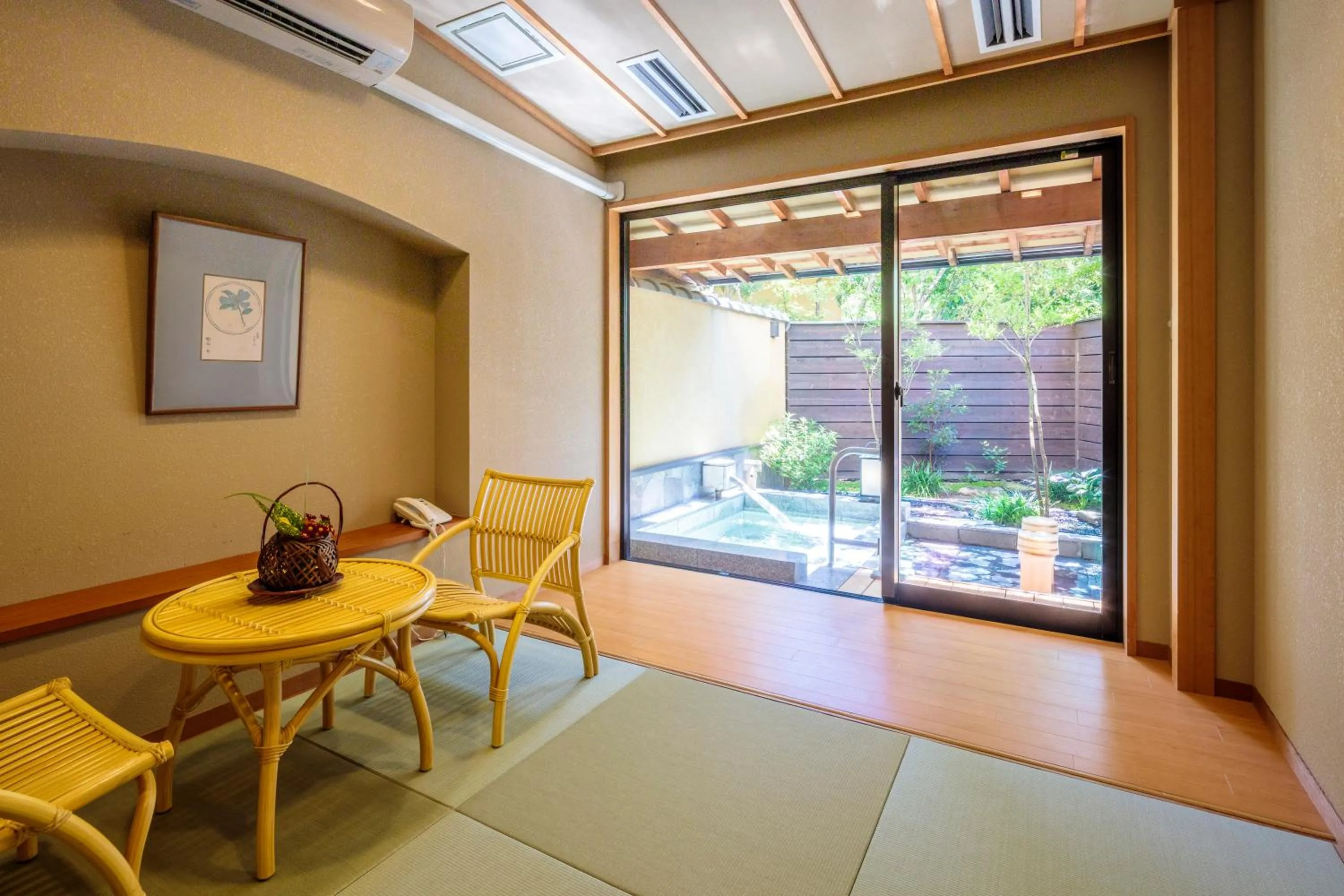 Hot Spring Bath in Kifuno Sato