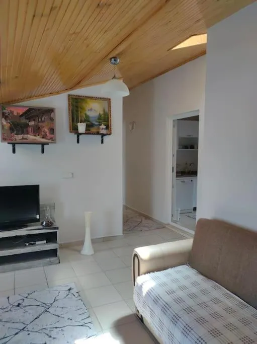 WoodenGate