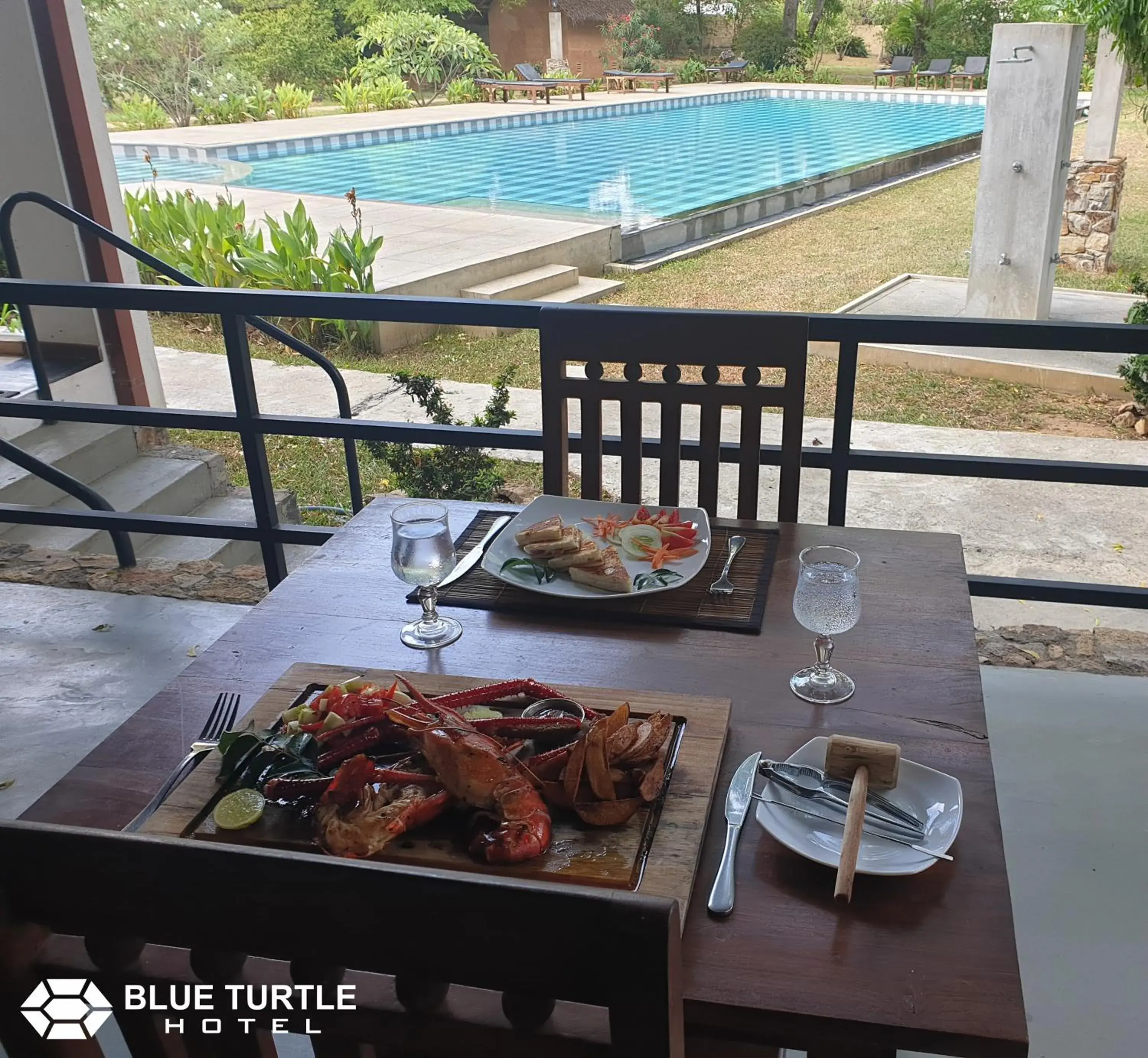 Food and drinks in Blue Turtle Hotel Food and drinks in Blue Turtle Hotel