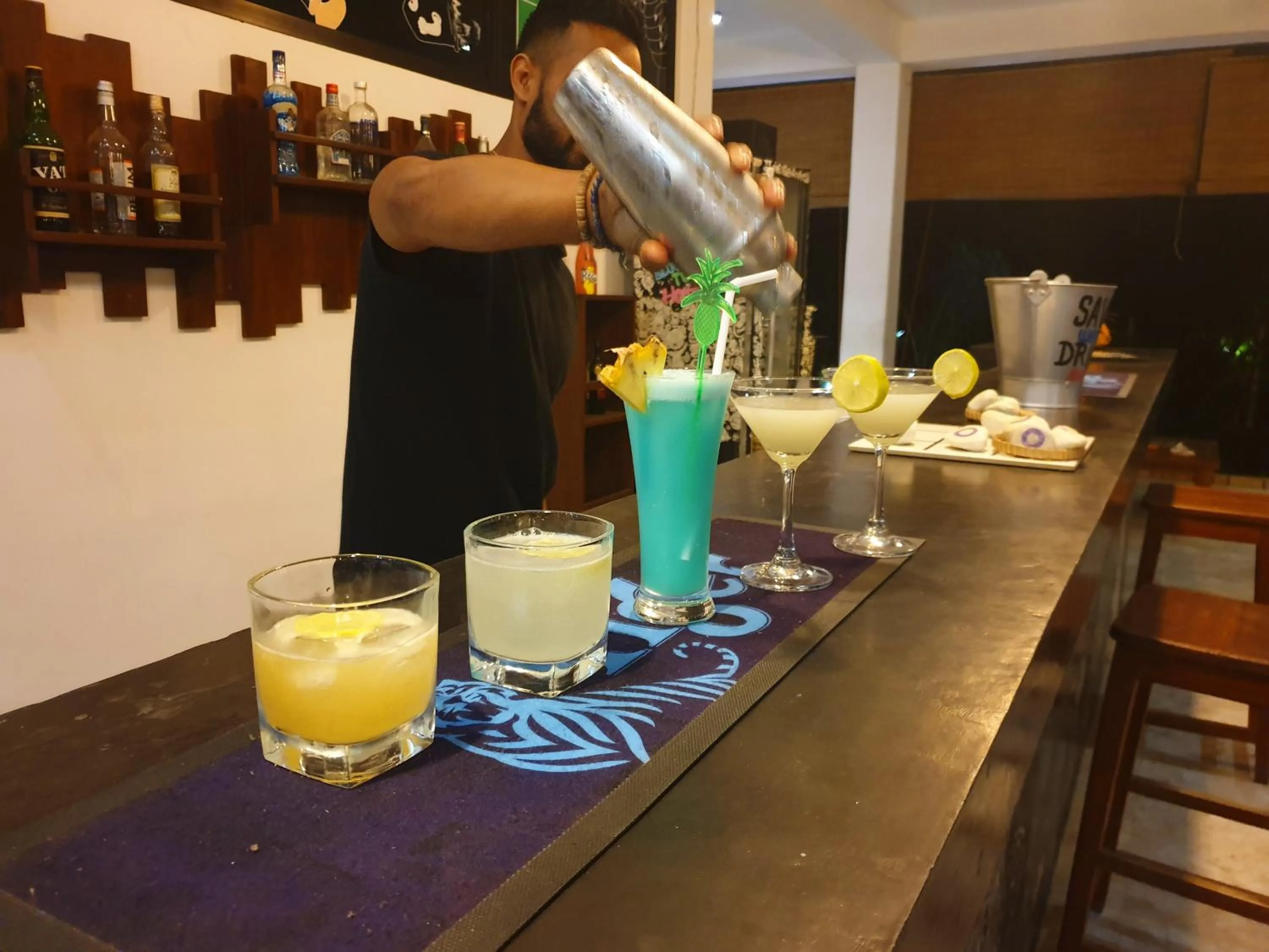 Lounge or bar in Blue Turtle Hotel