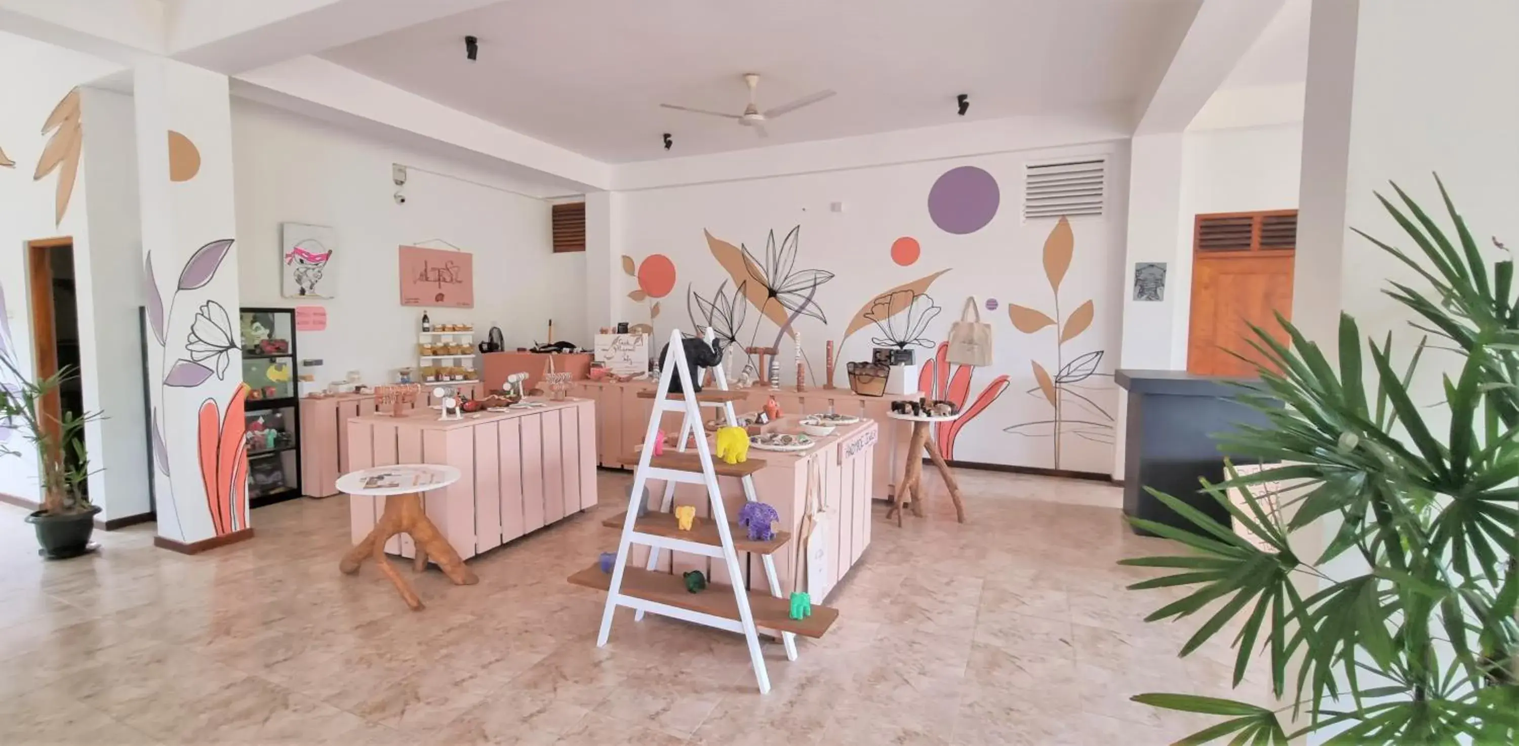 Property building in Blue Turtle Hotel Property building in Blue Turtle Hotel