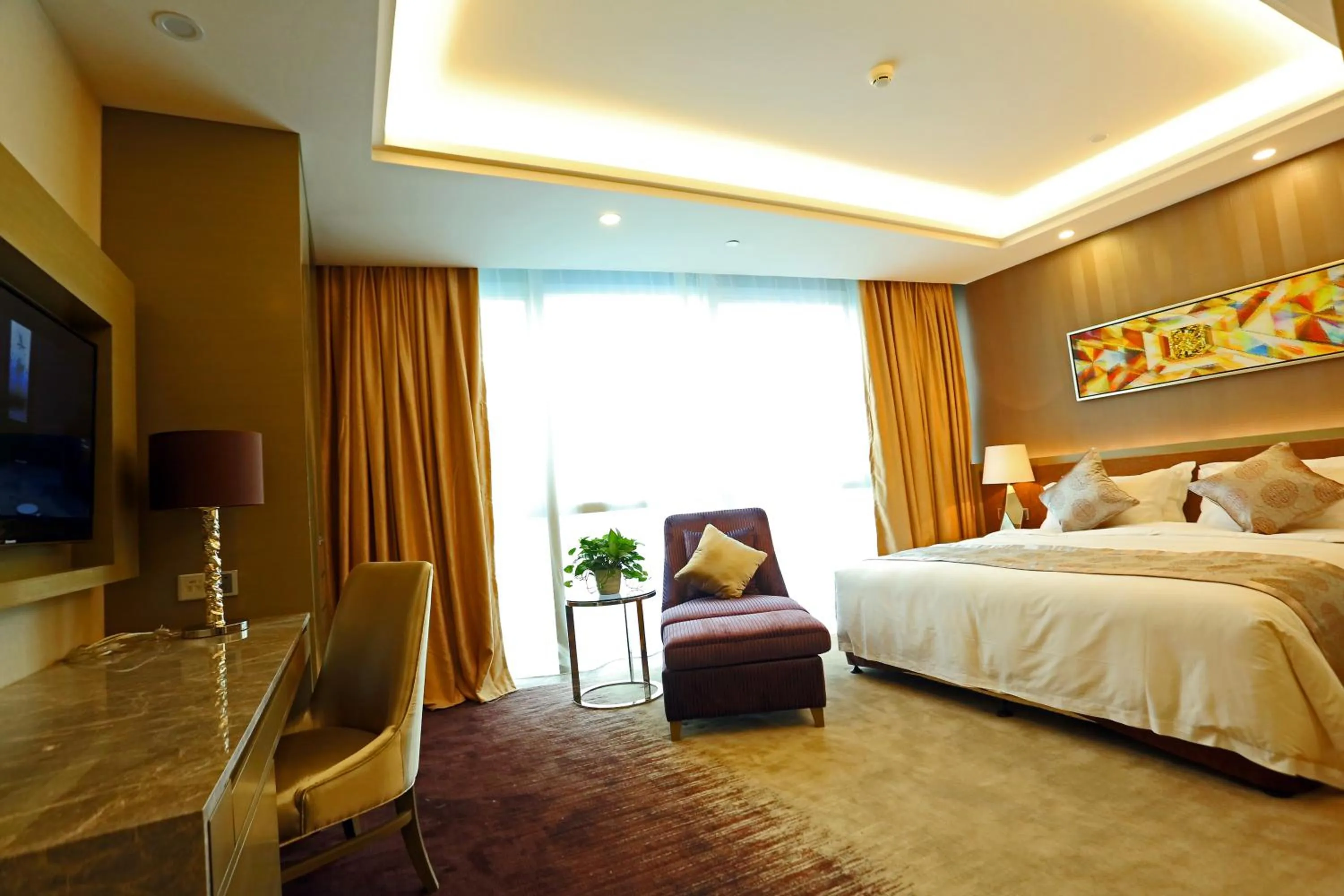 Bed in Shenzhen Baoan PLUS Gems Cube Hotel