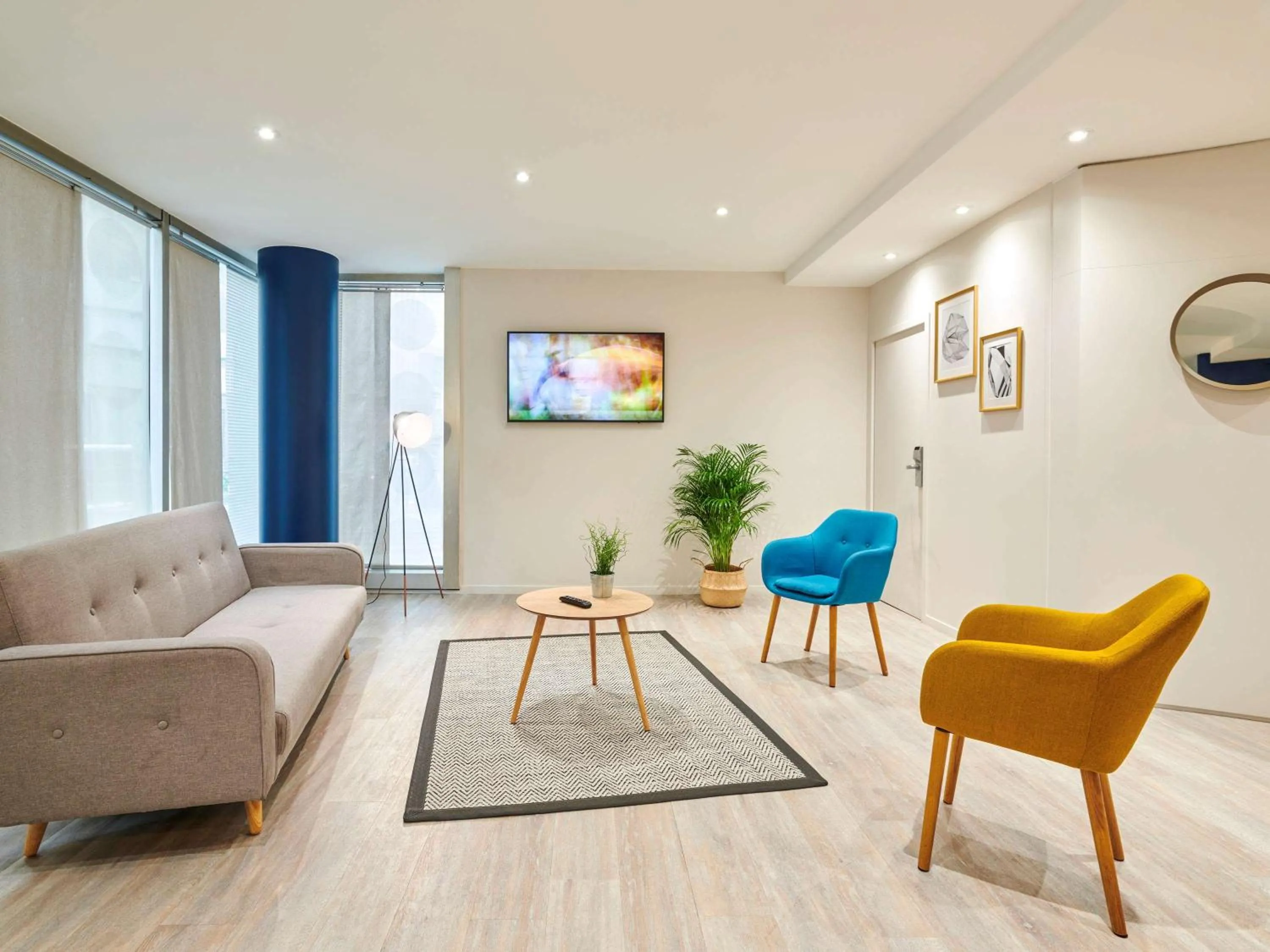 Property building in Residence Mercure Paris La Defense Grande Arche