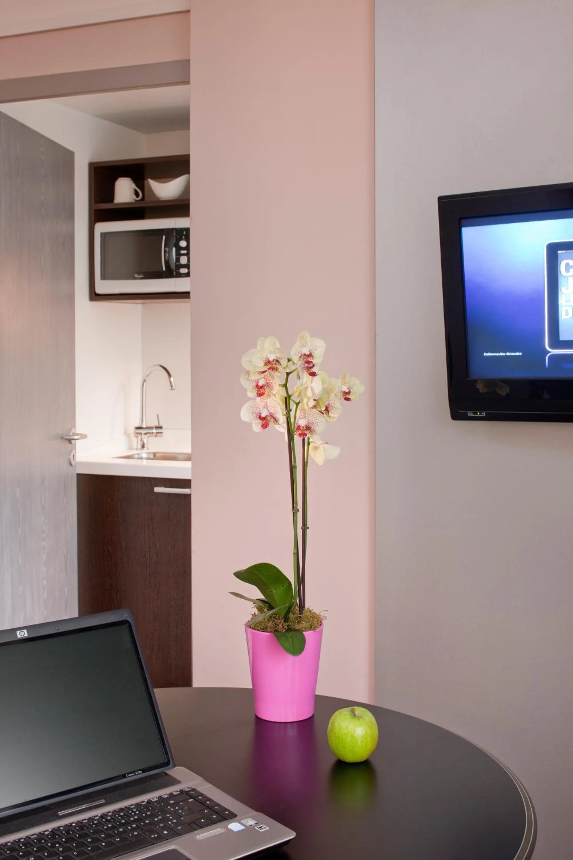 Seating area in Residence Mercure Paris La Defense Grande Arche